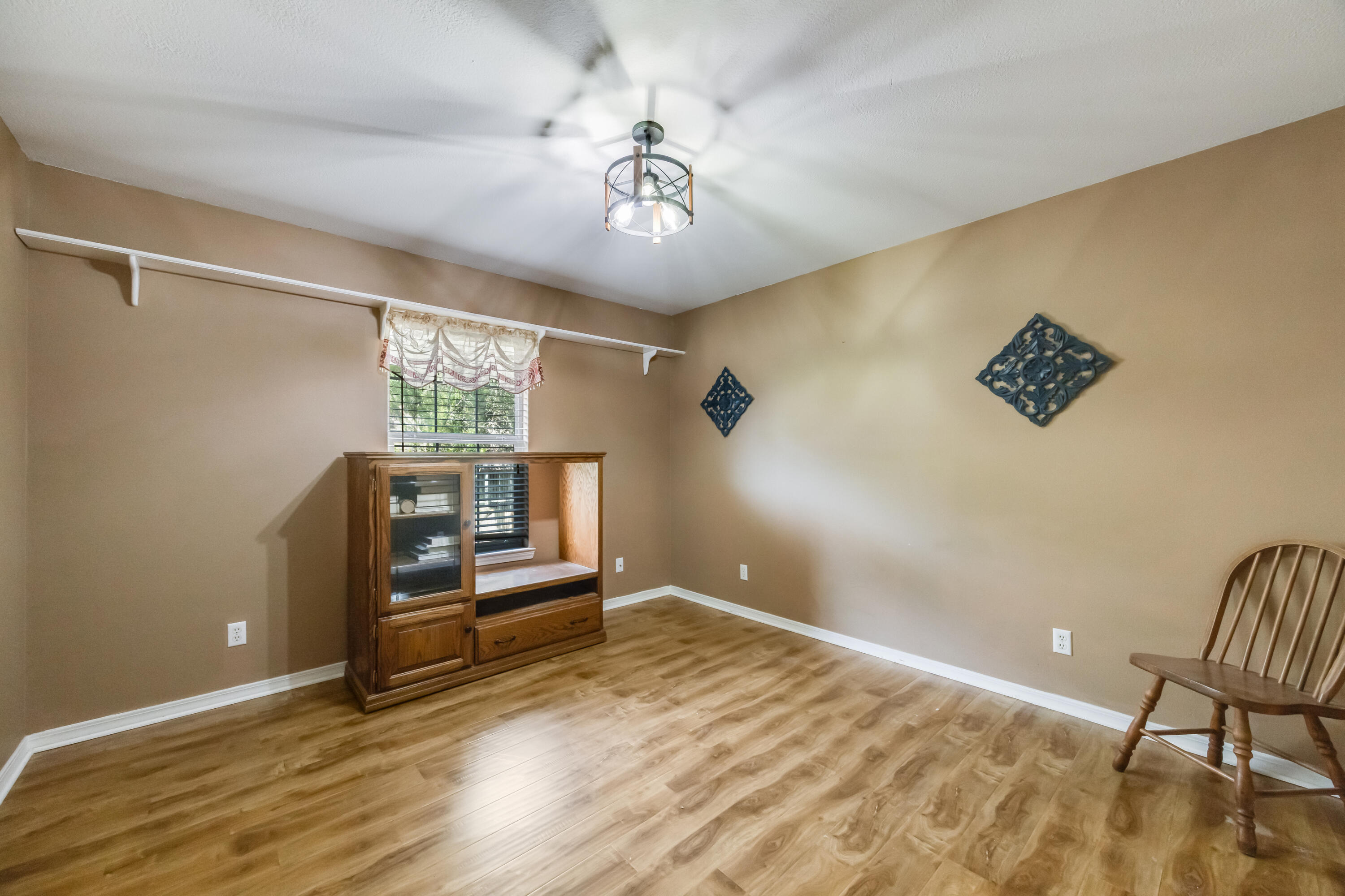 ROCKY BAYOU COUNTRY CLUB ESTATES 9 - Residential