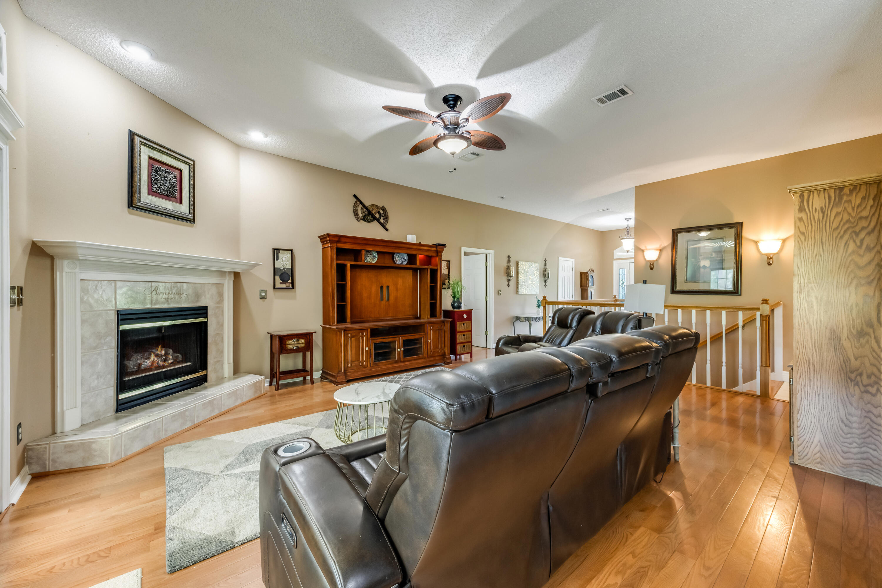ROCKY BAYOU COUNTRY CLUB ESTATES 9 - Residential