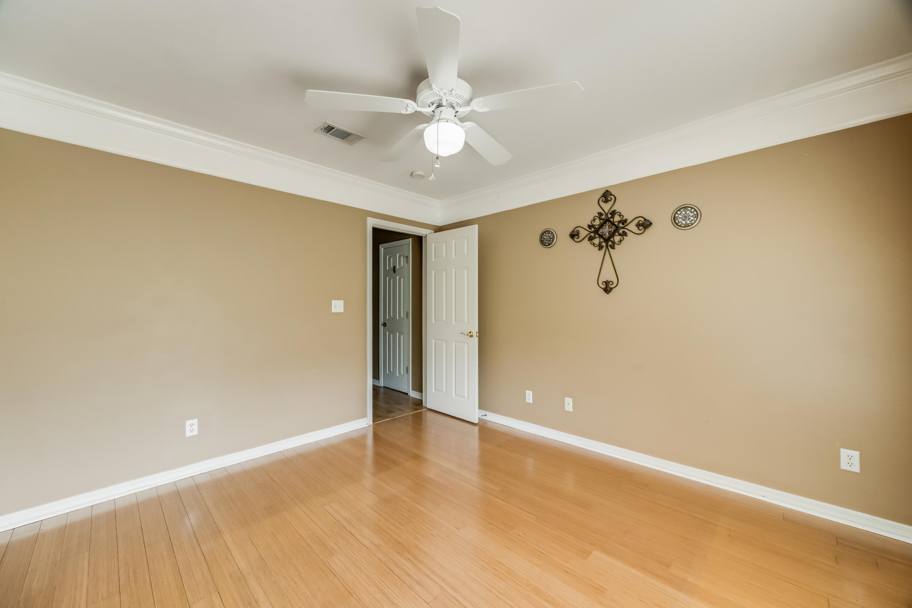 ROCKY BAYOU COUNTRY CLUB ESTATES 9 - Residential