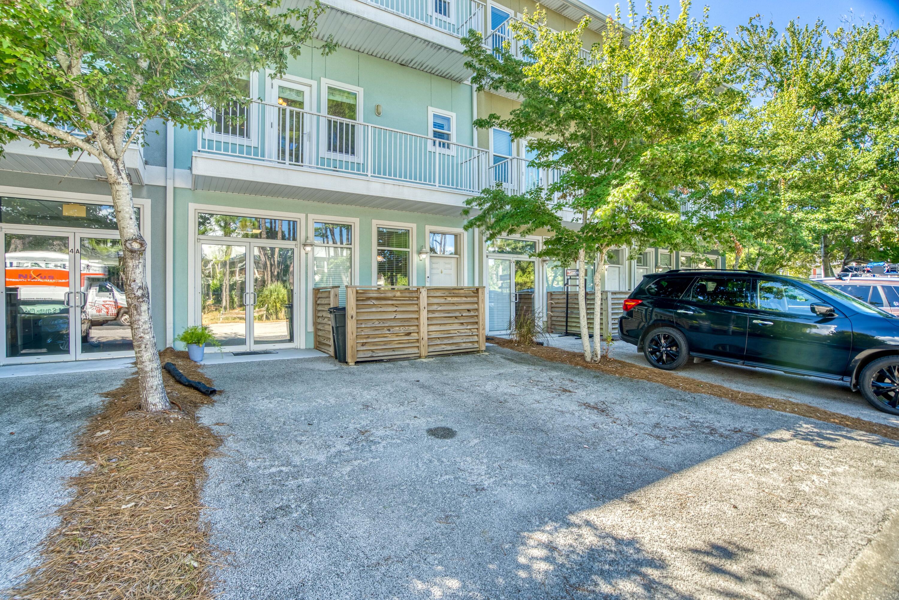 Courtyard At Gulf Place Ph 3 - Residential