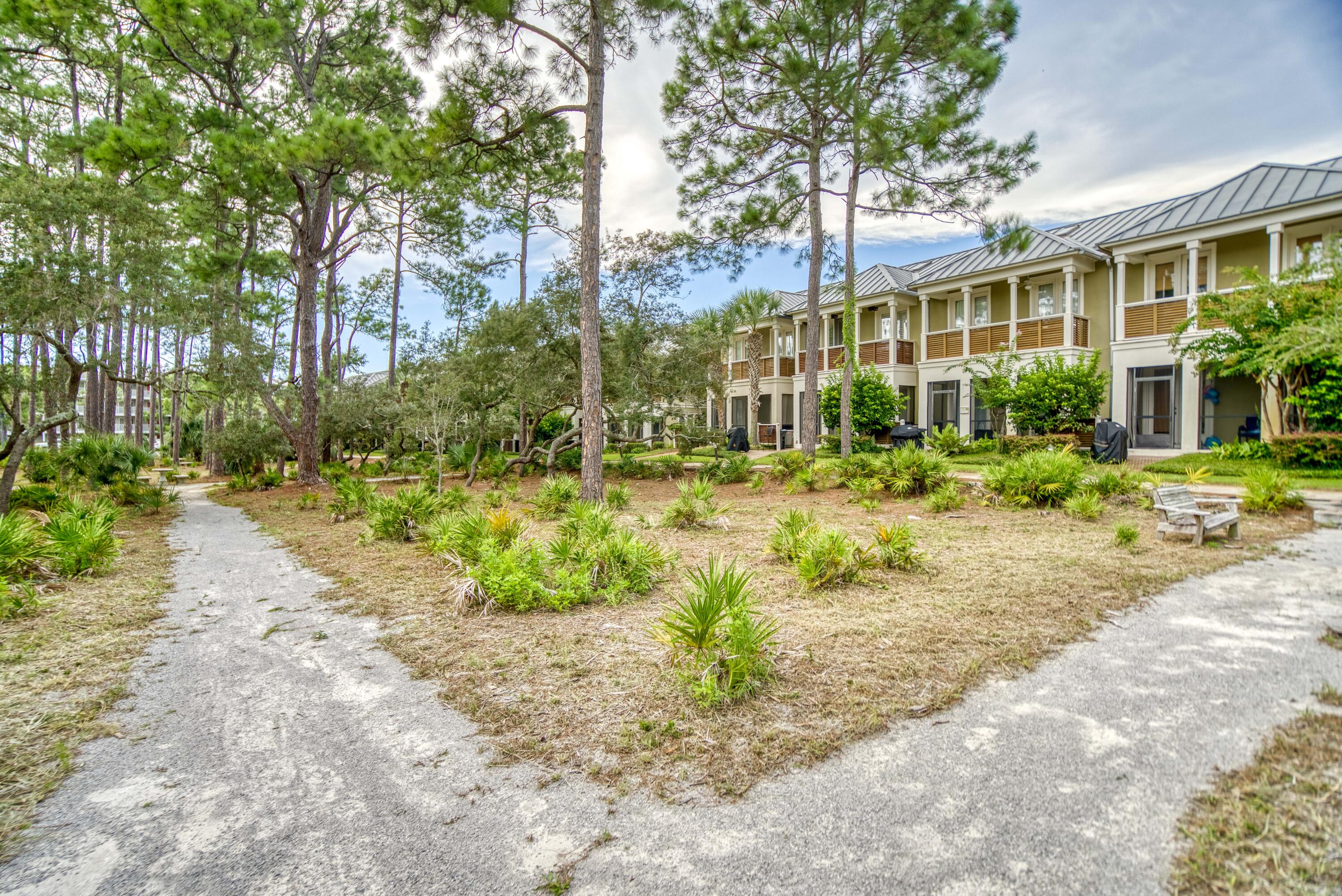 Courtyard At Gulf Place Ph 3 - Residential