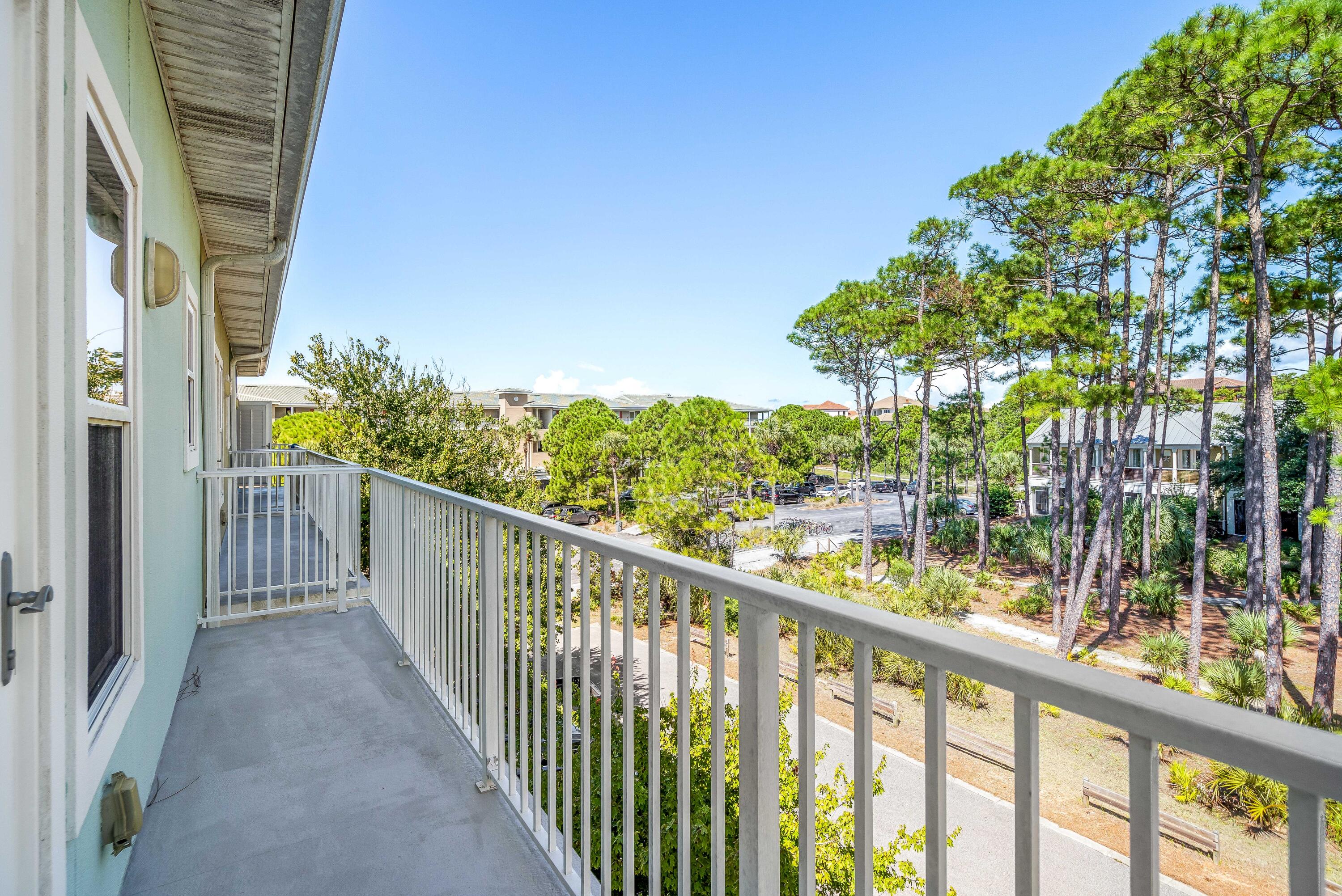 Courtyard At Gulf Place Ph 3 - Residential