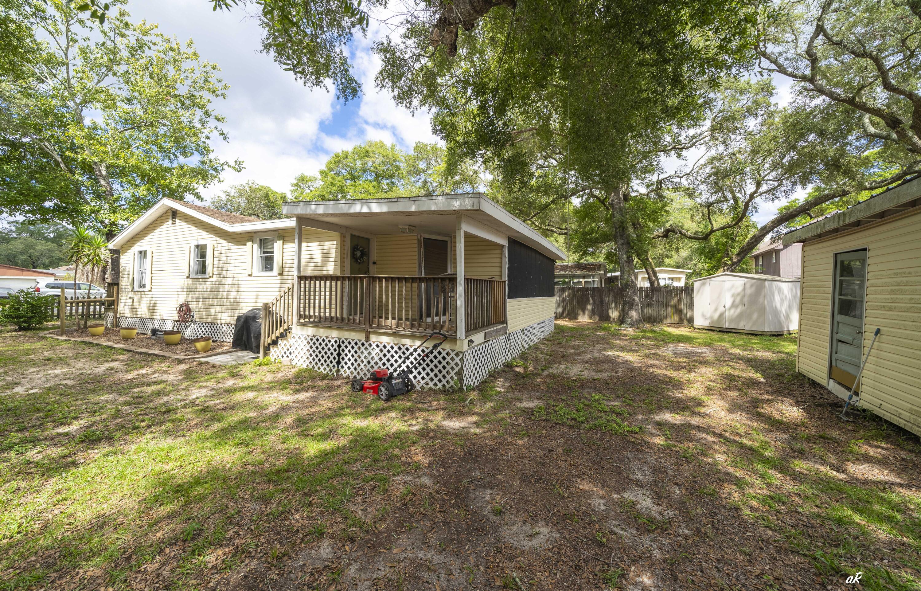 NO RECORDED SUBDIVISION - Residential