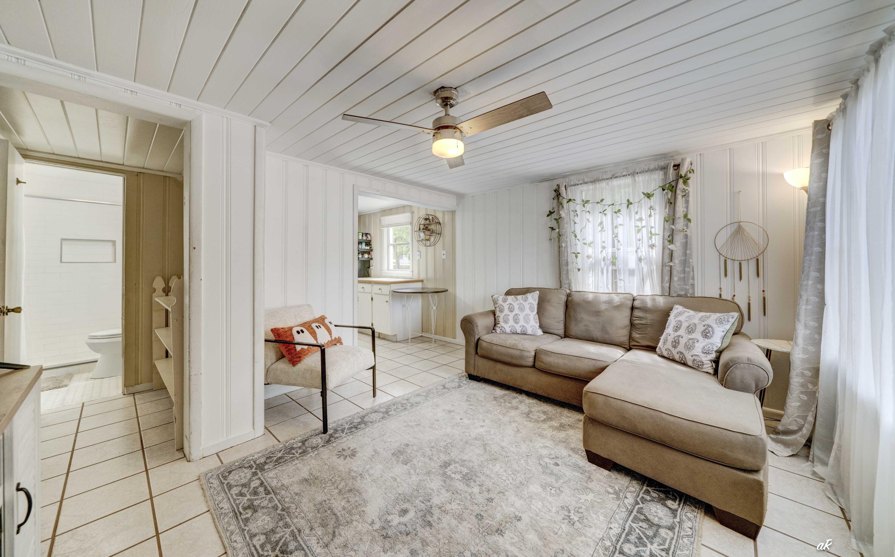 NO RECORDED SUBDIVISION - Residential
