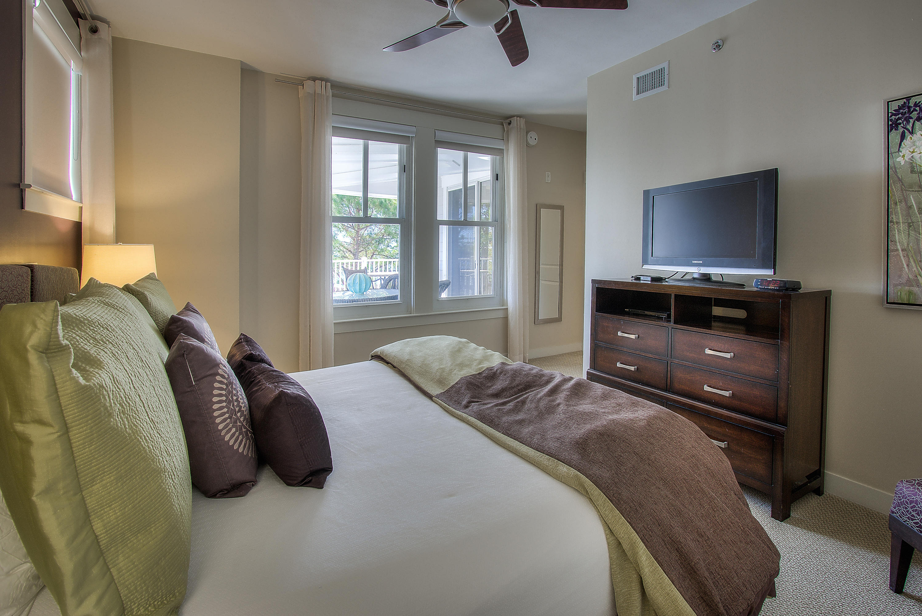 BAHIA CONDO - Residential