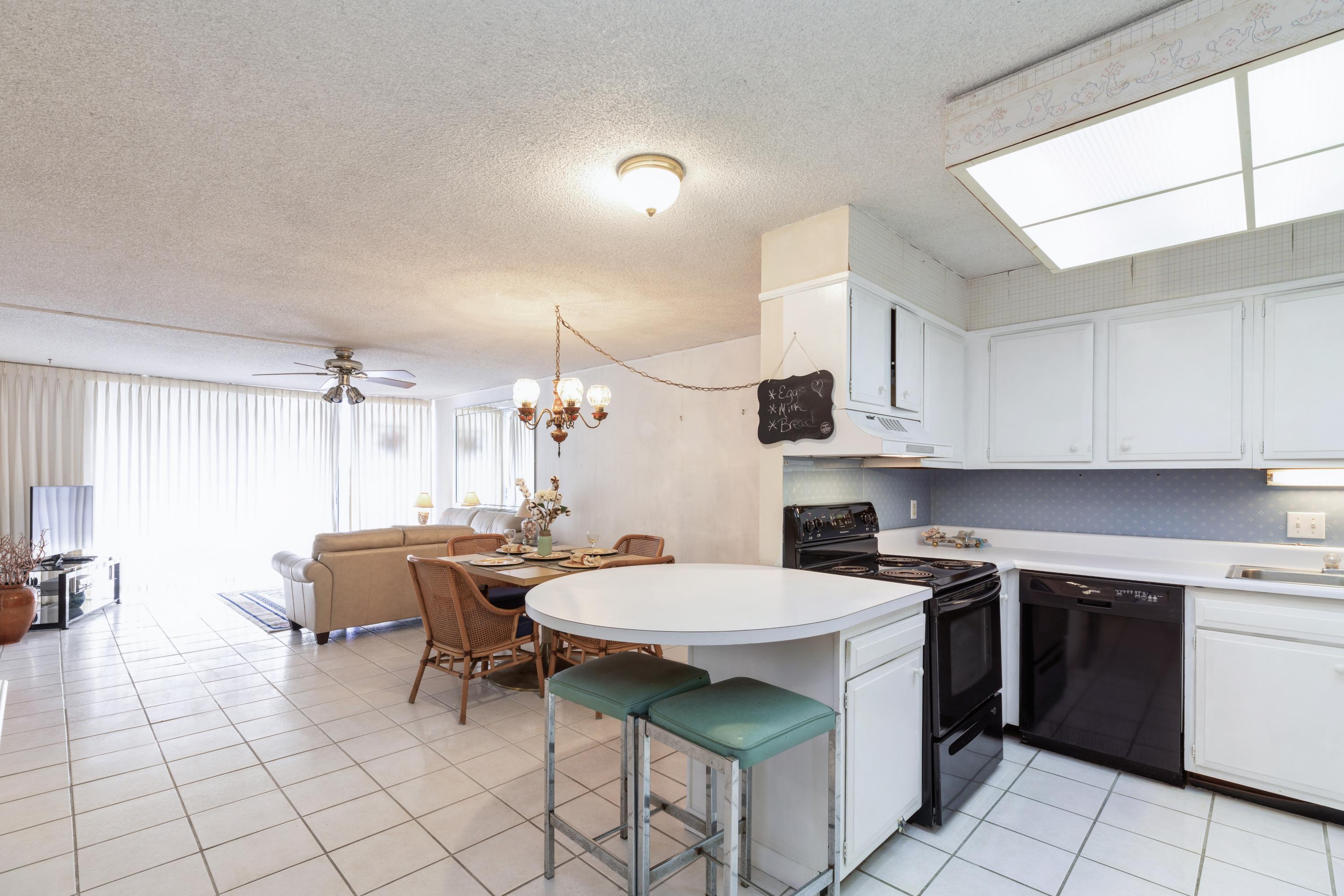 DOLPHIN POINT CONDO - Residential