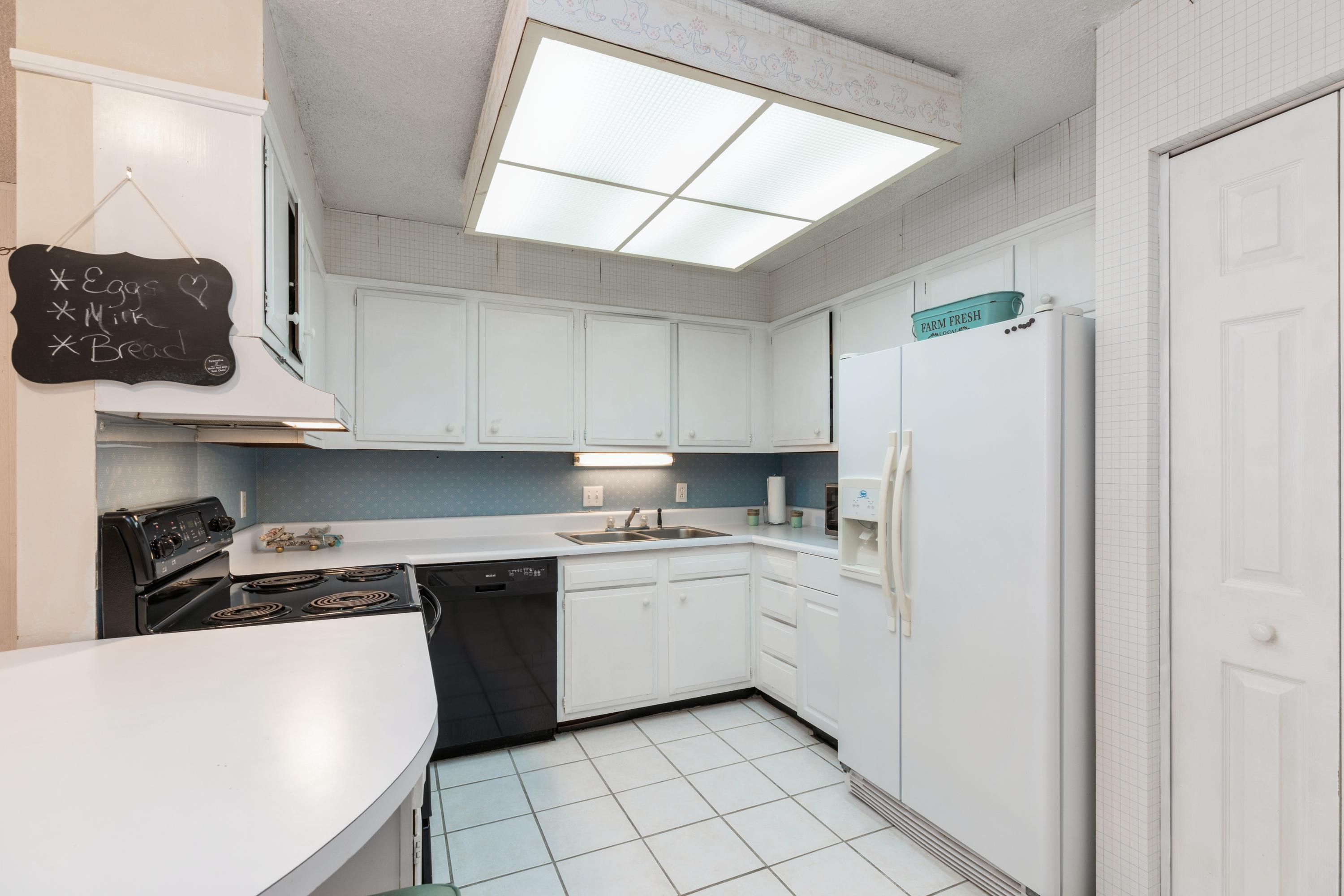 DOLPHIN POINT CONDO - Residential