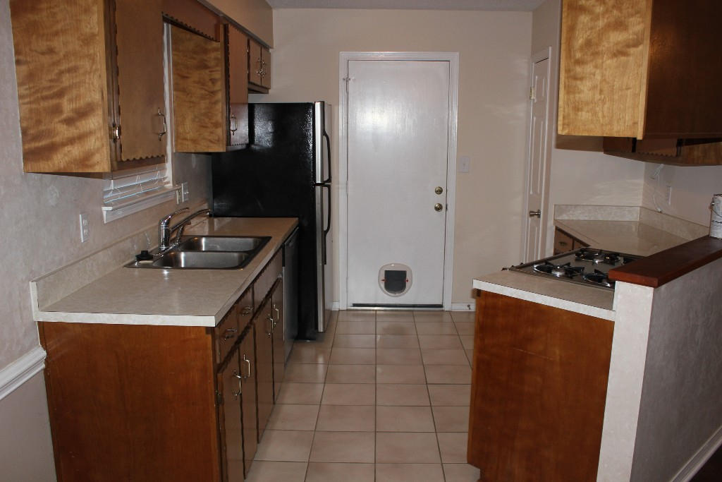 BLUE PINE VILLAGE PH 1 - Residential Lease