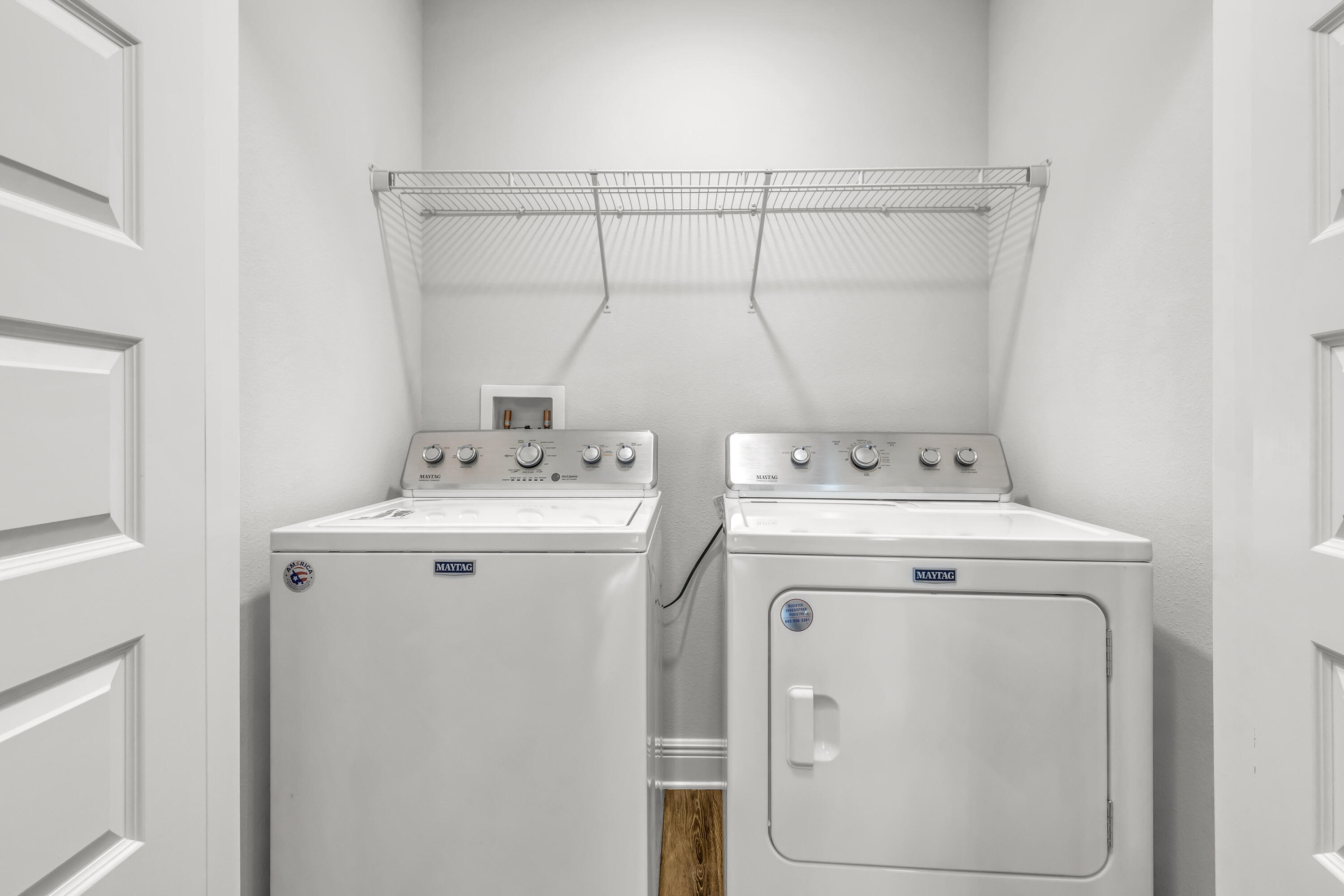 SANDHILL PINES - Residential Lease