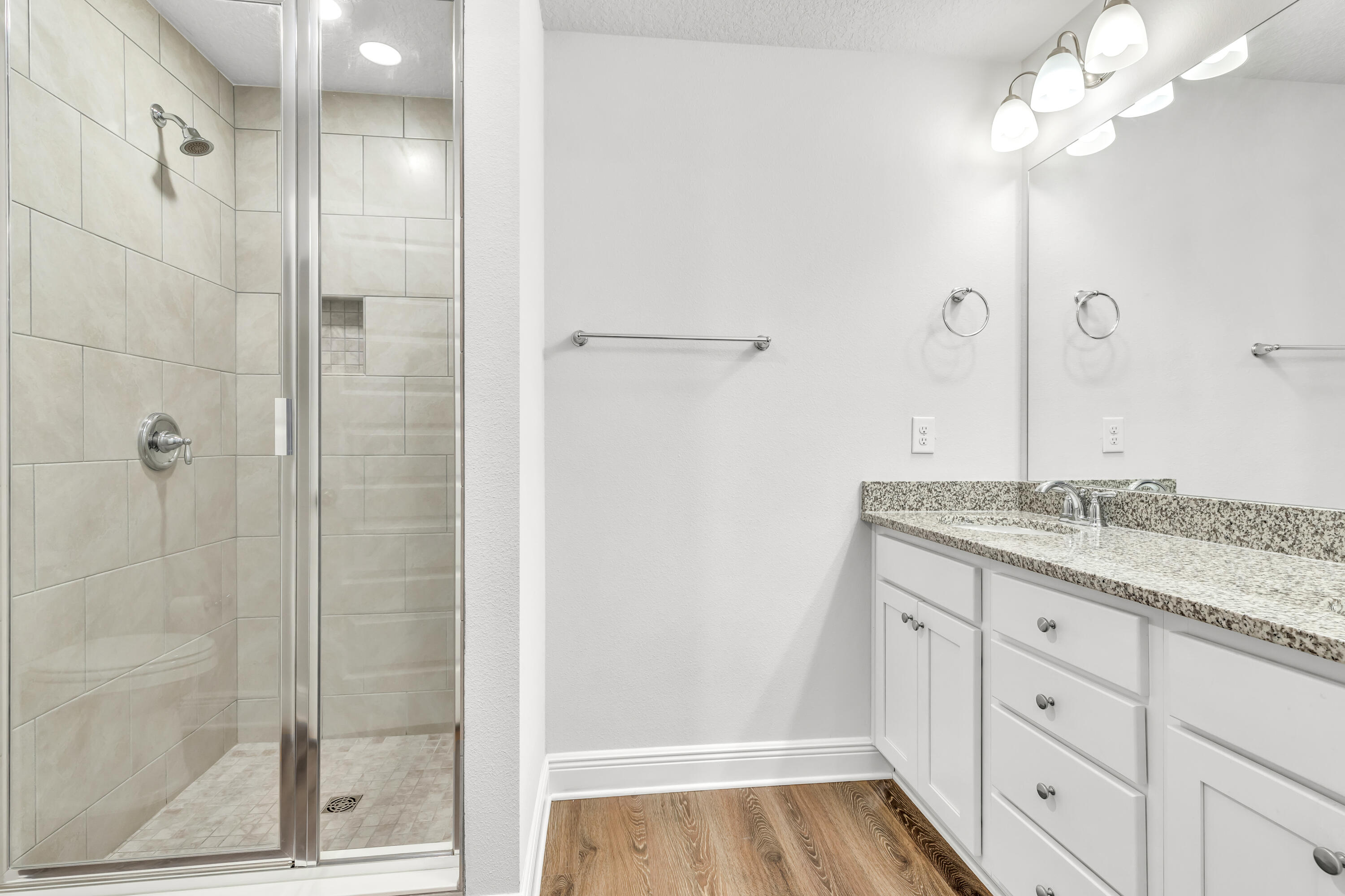 SANDHILL PINES - Residential Lease