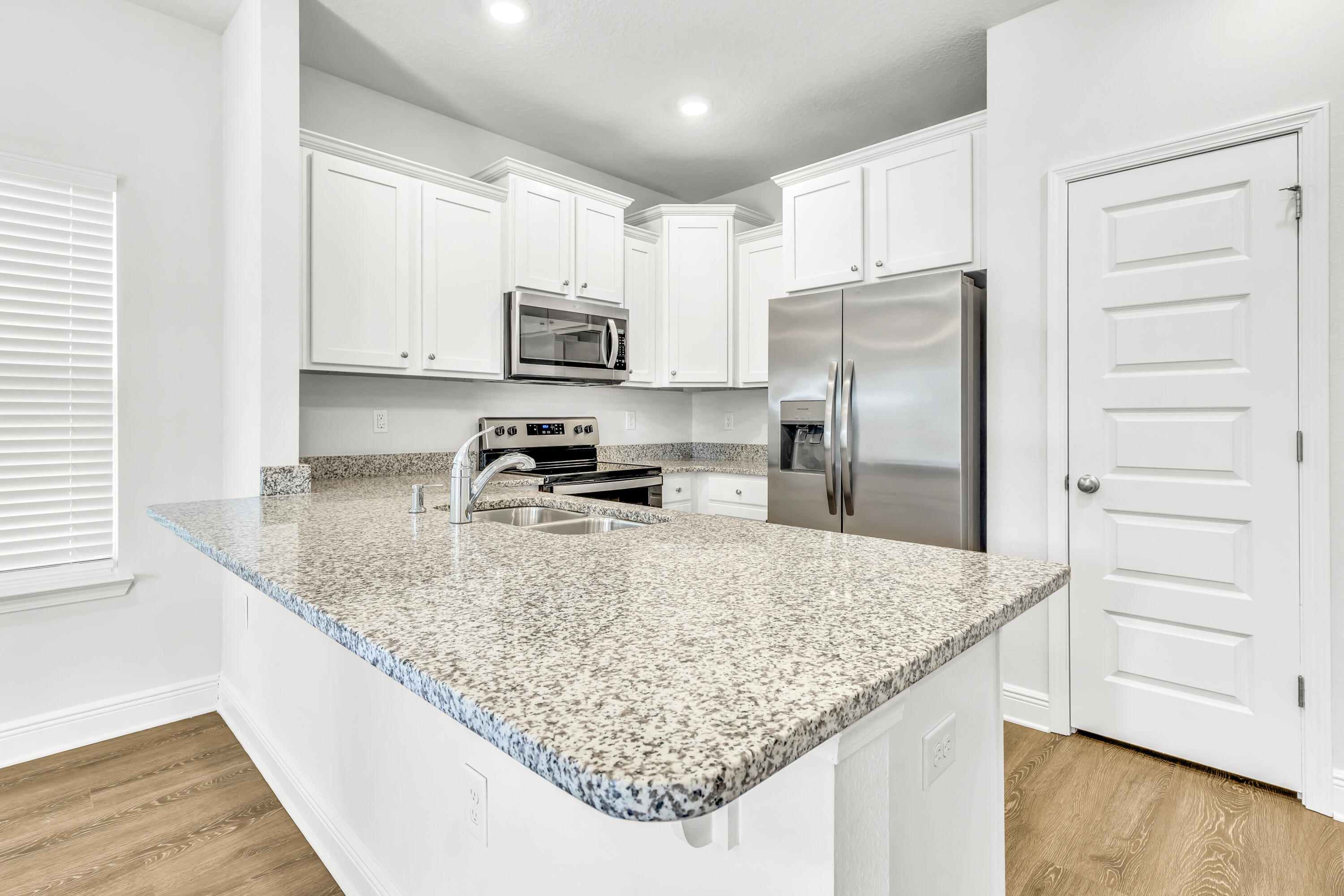 SANDHILL PINES - Residential Lease