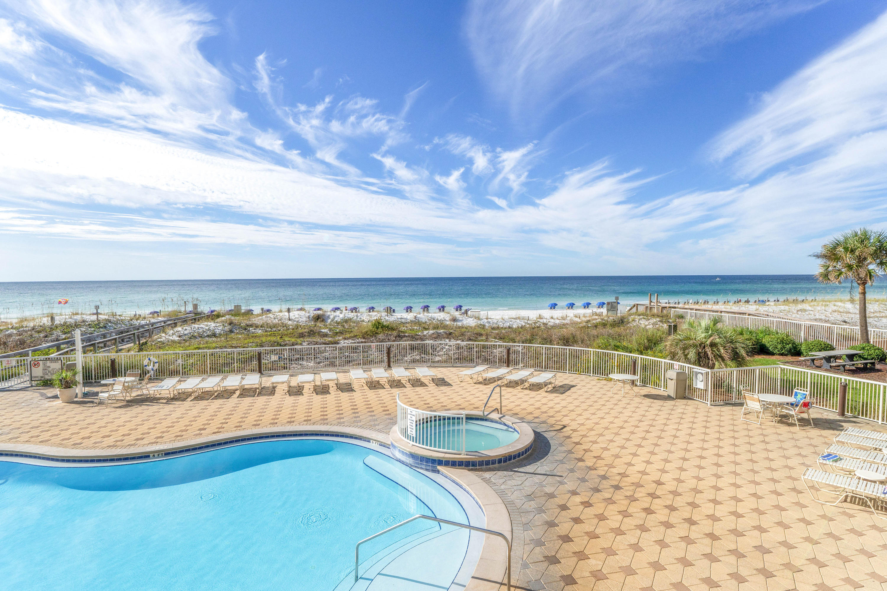 SUMMER PLACE - Residential