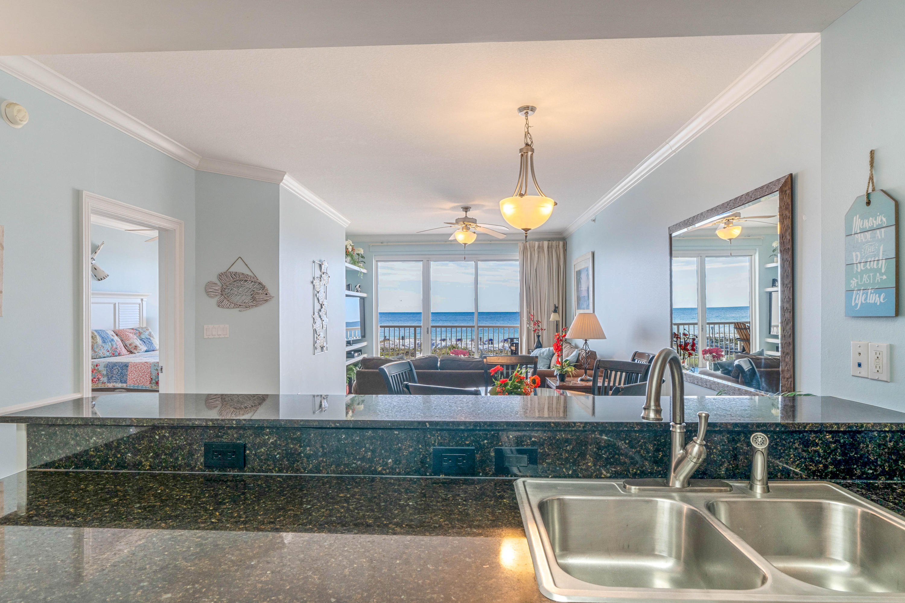 SUMMER PLACE - Residential