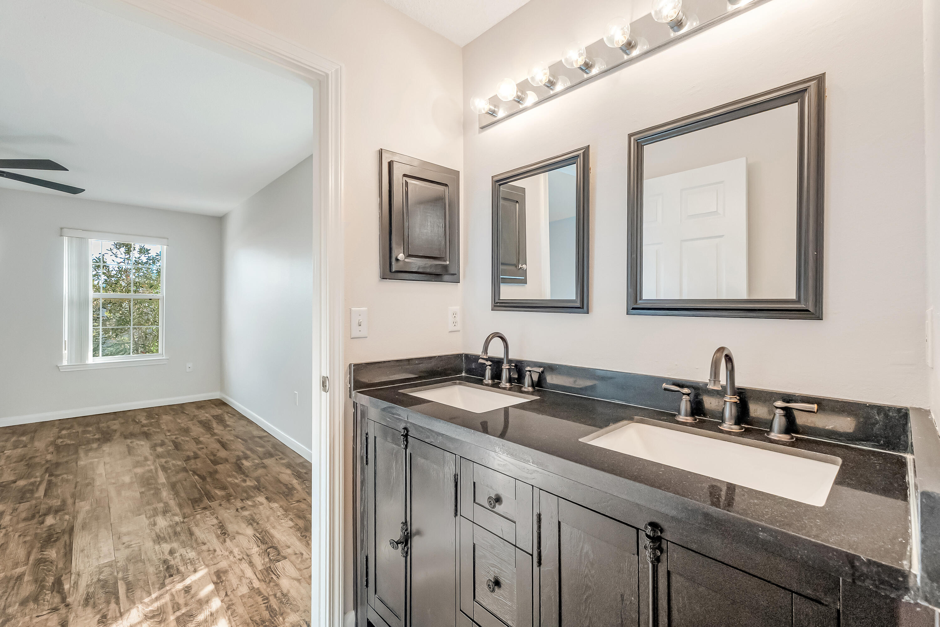 Parkers Landing - Residential