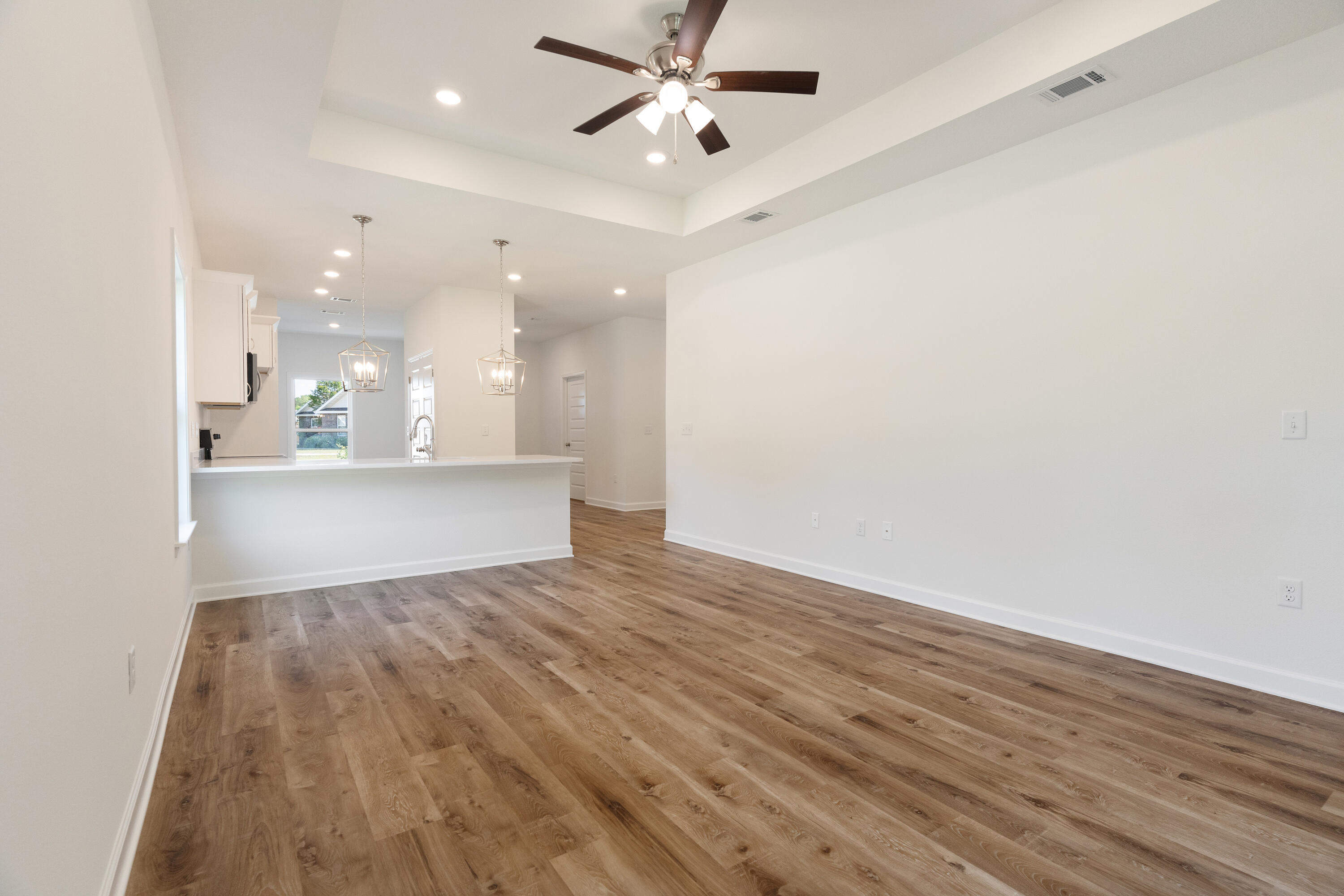 HOMEWOOD EST - Residential