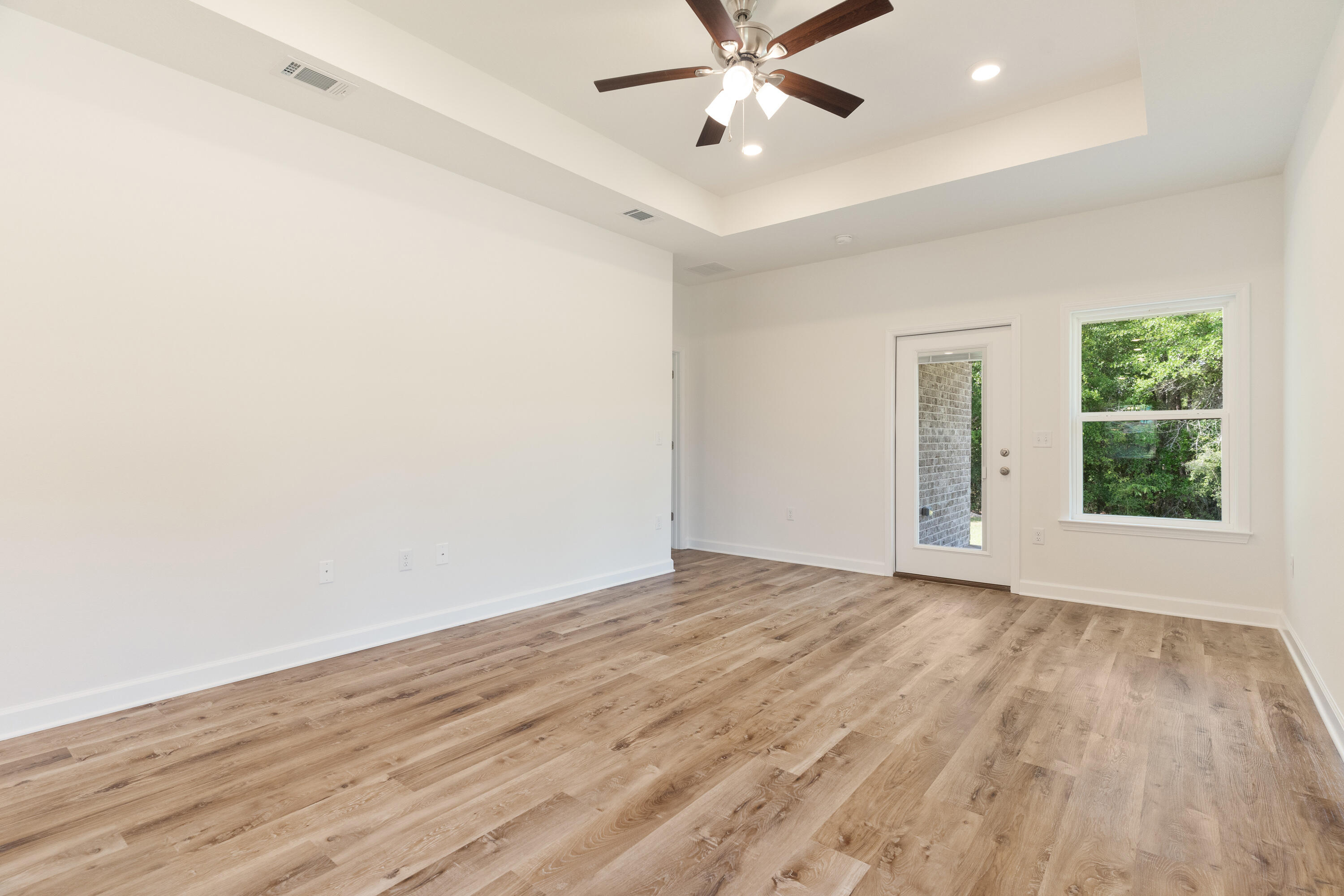 HOMEWOOD EST - Residential