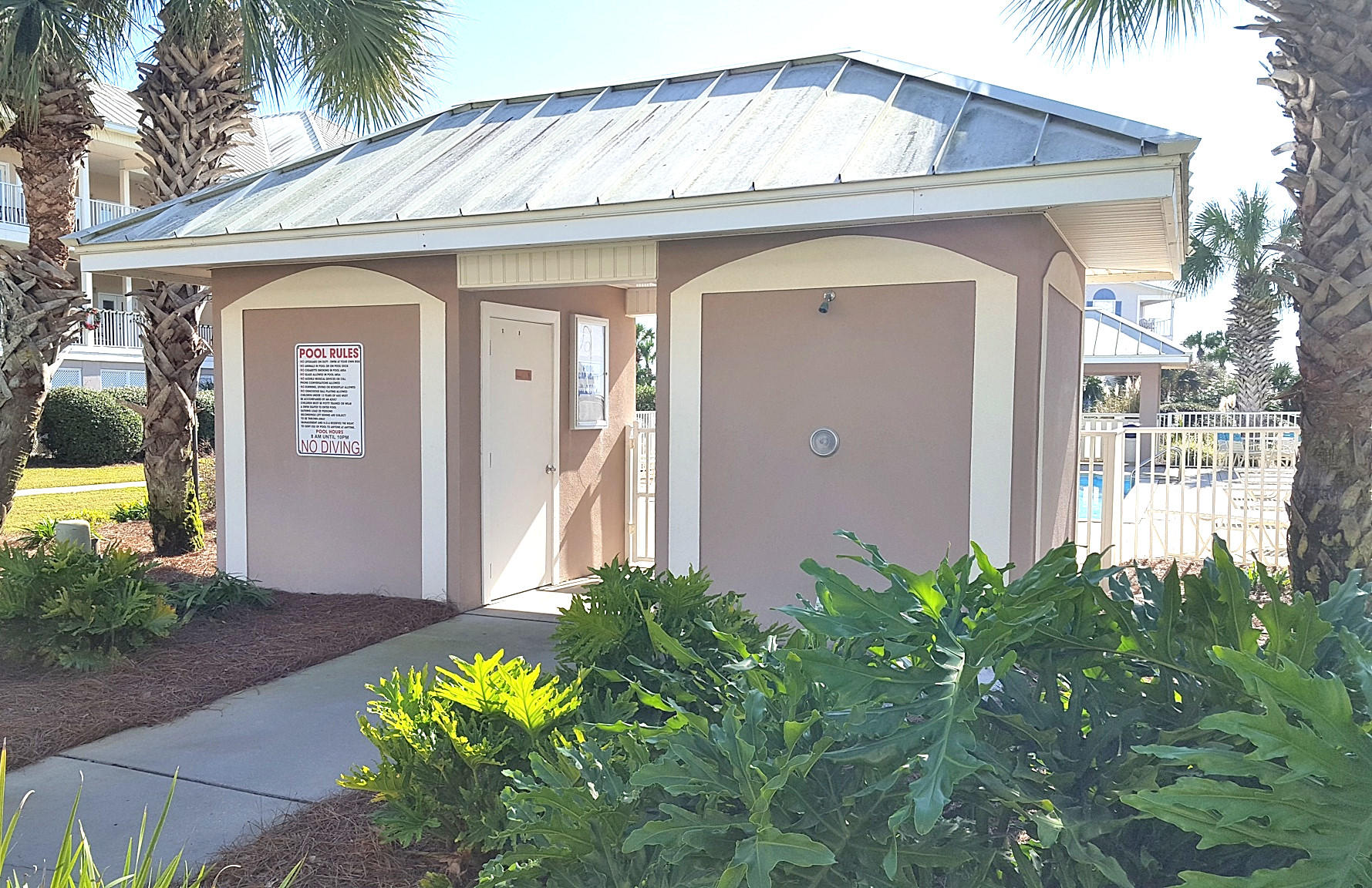 PAVILION PALMS - Residential