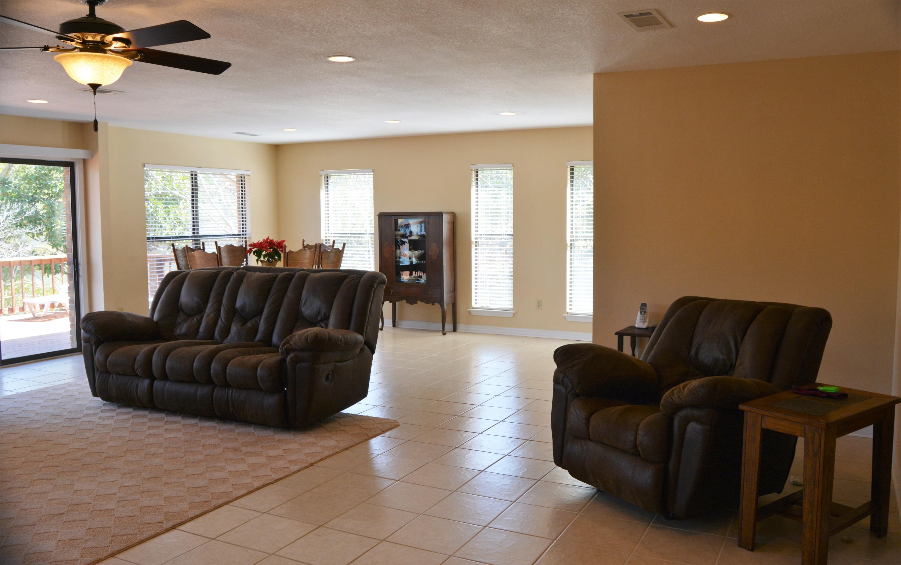 MIRROR LAKE - Residential