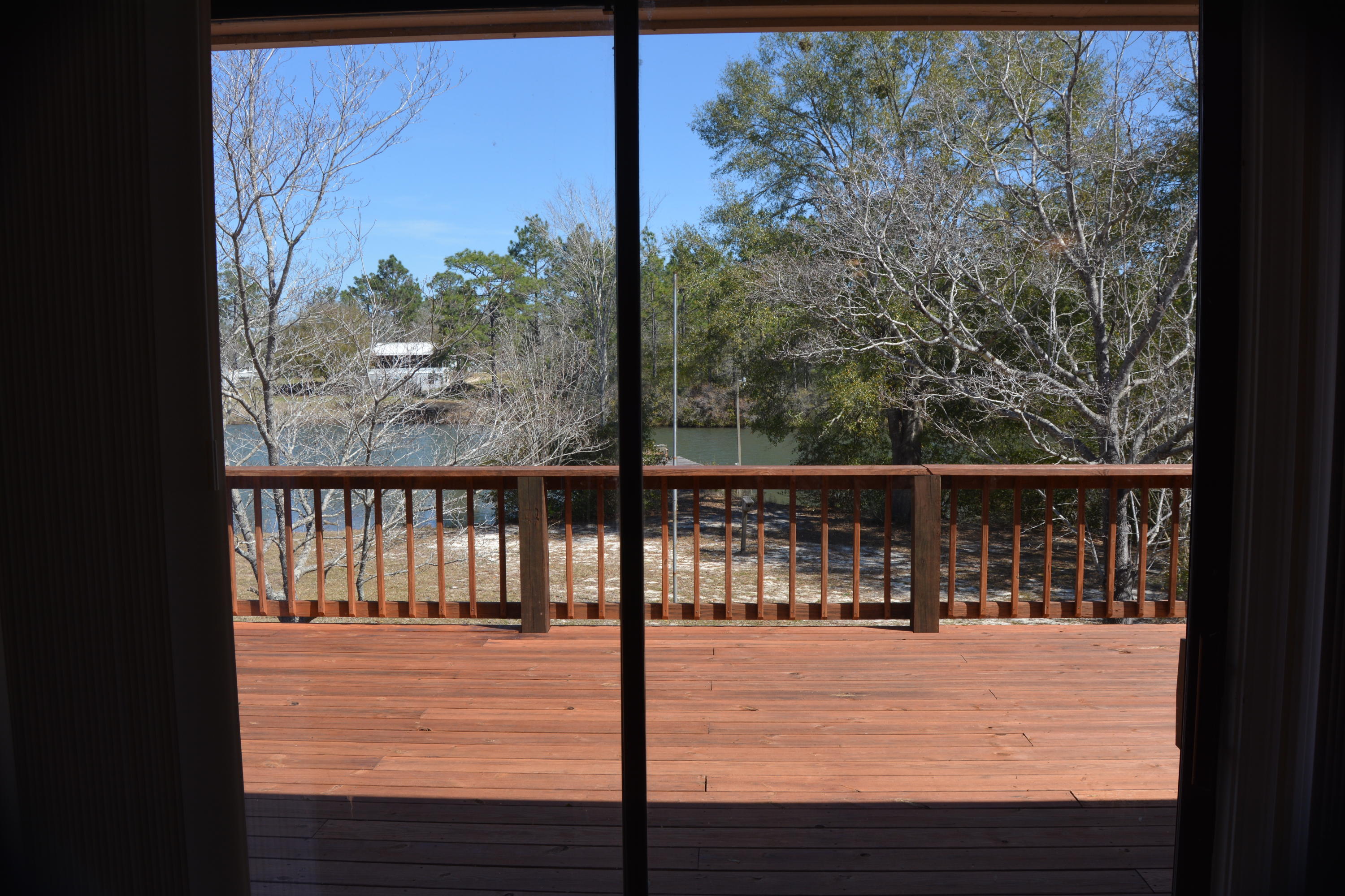 MIRROR LAKE - Residential