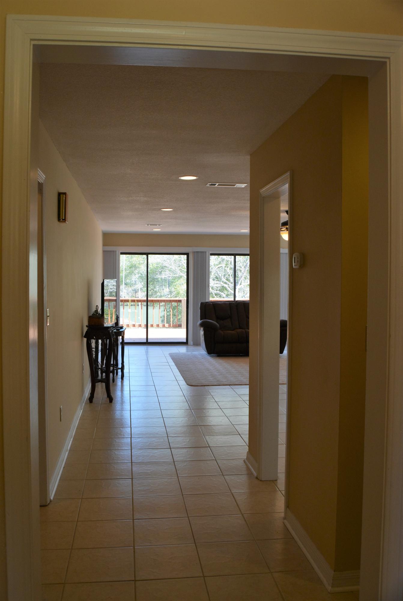 MIRROR LAKE - Residential