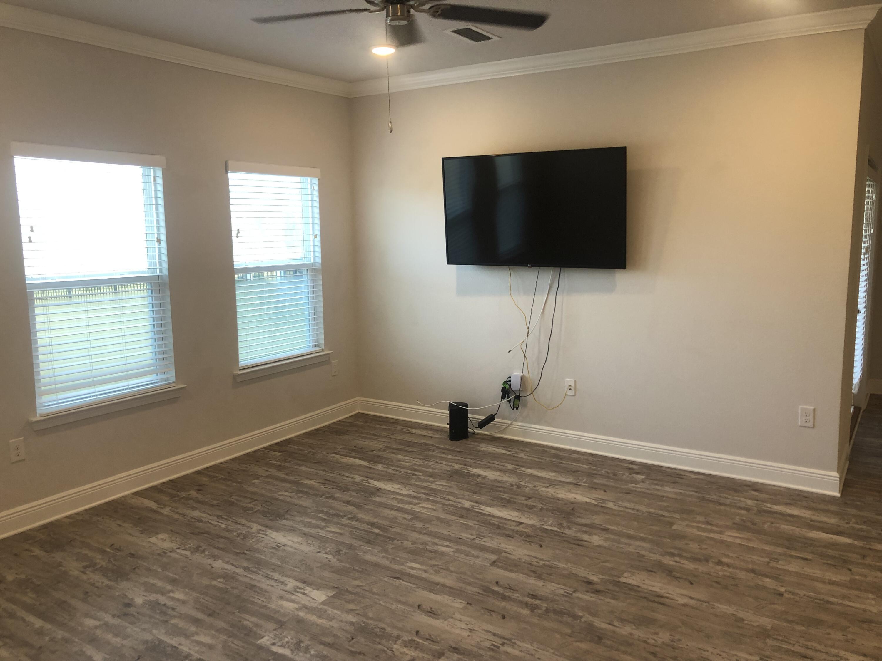 HAMMOCK BAY - FIREFLY - Residential Lease