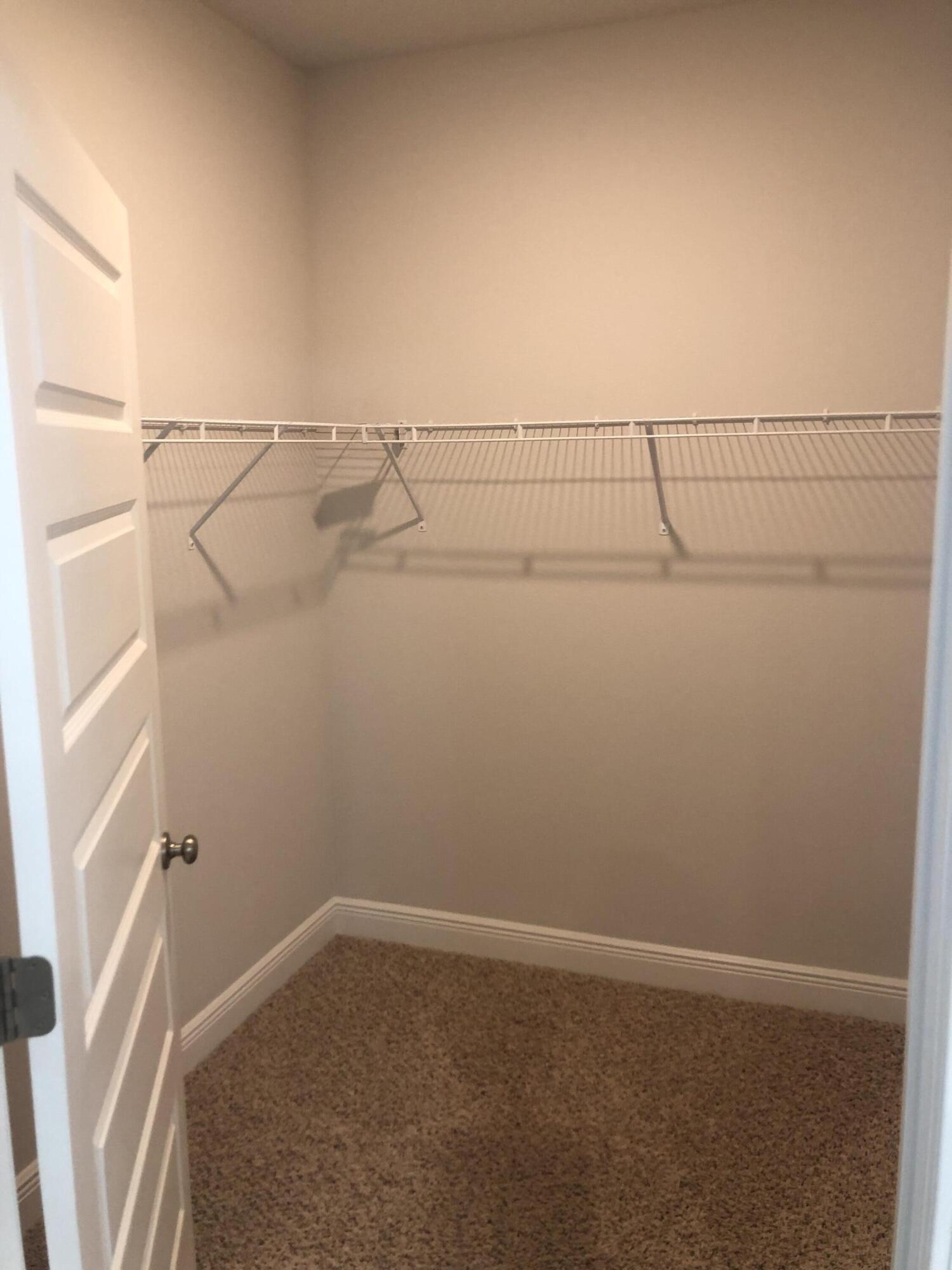 HAMMOCK BAY - FIREFLY - Residential Lease