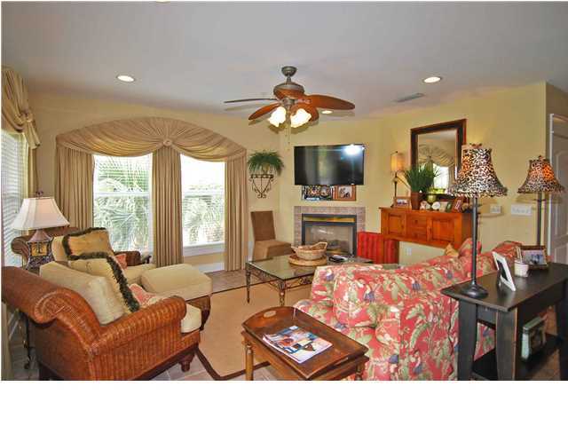 VILLAS AT SEACREST BEACH - Residential