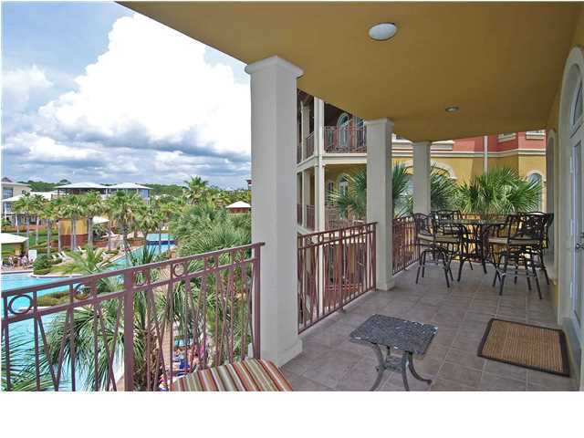 VILLAS AT SEACREST BEACH - Residential