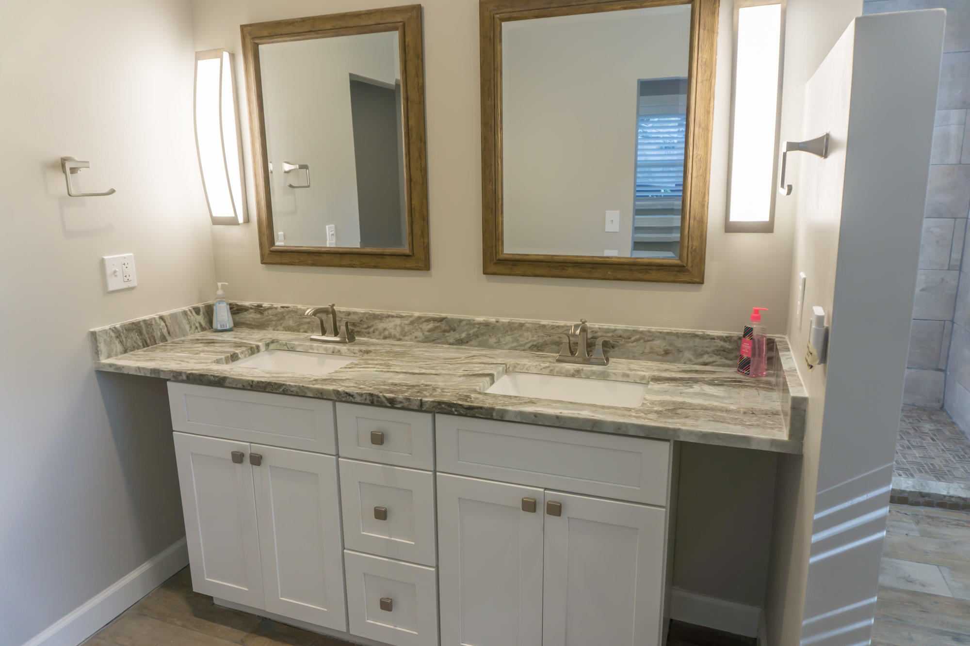 EASTWOOD 6TH ADDN - Residential