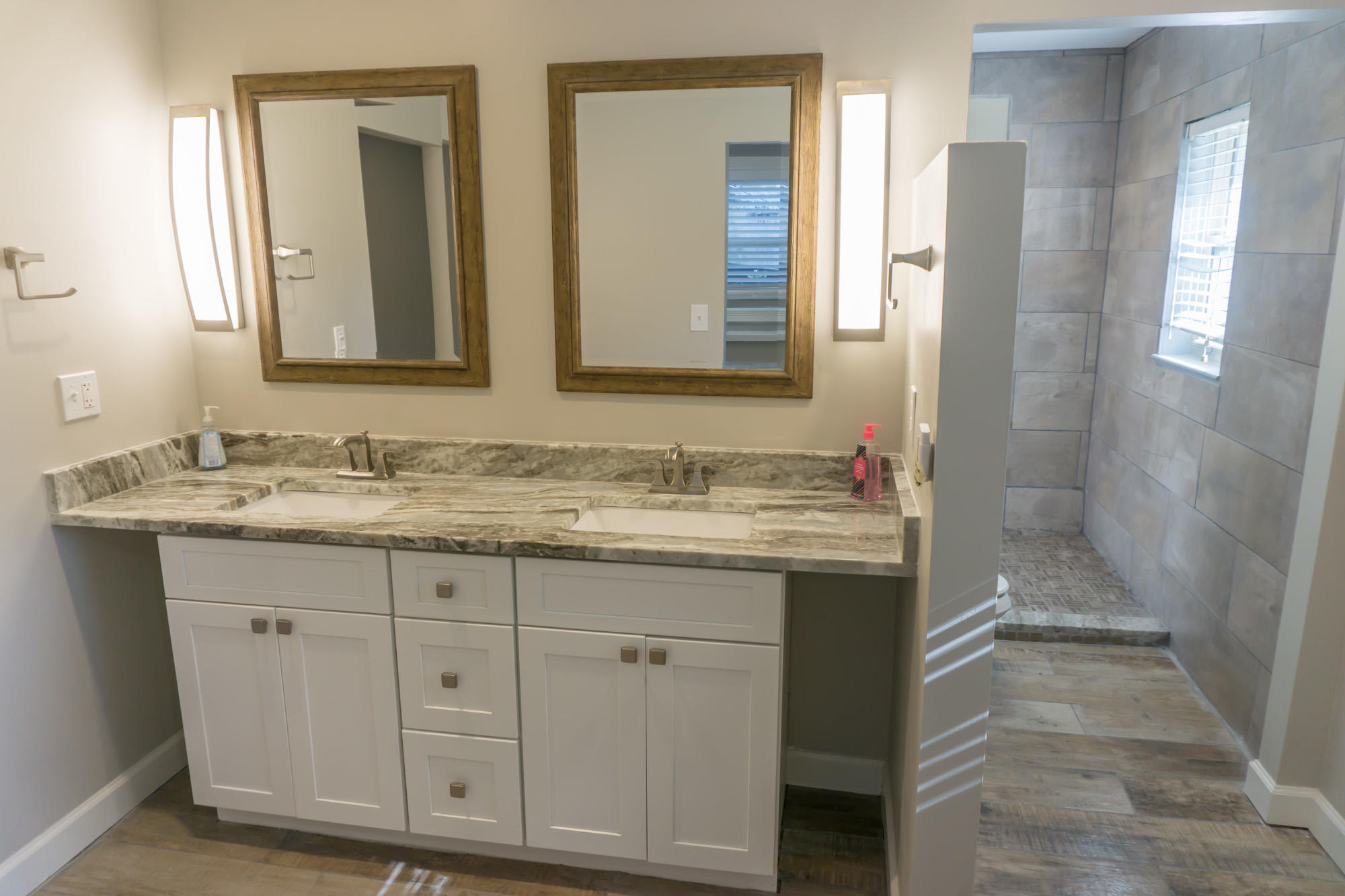 EASTWOOD 6TH ADDN - Residential