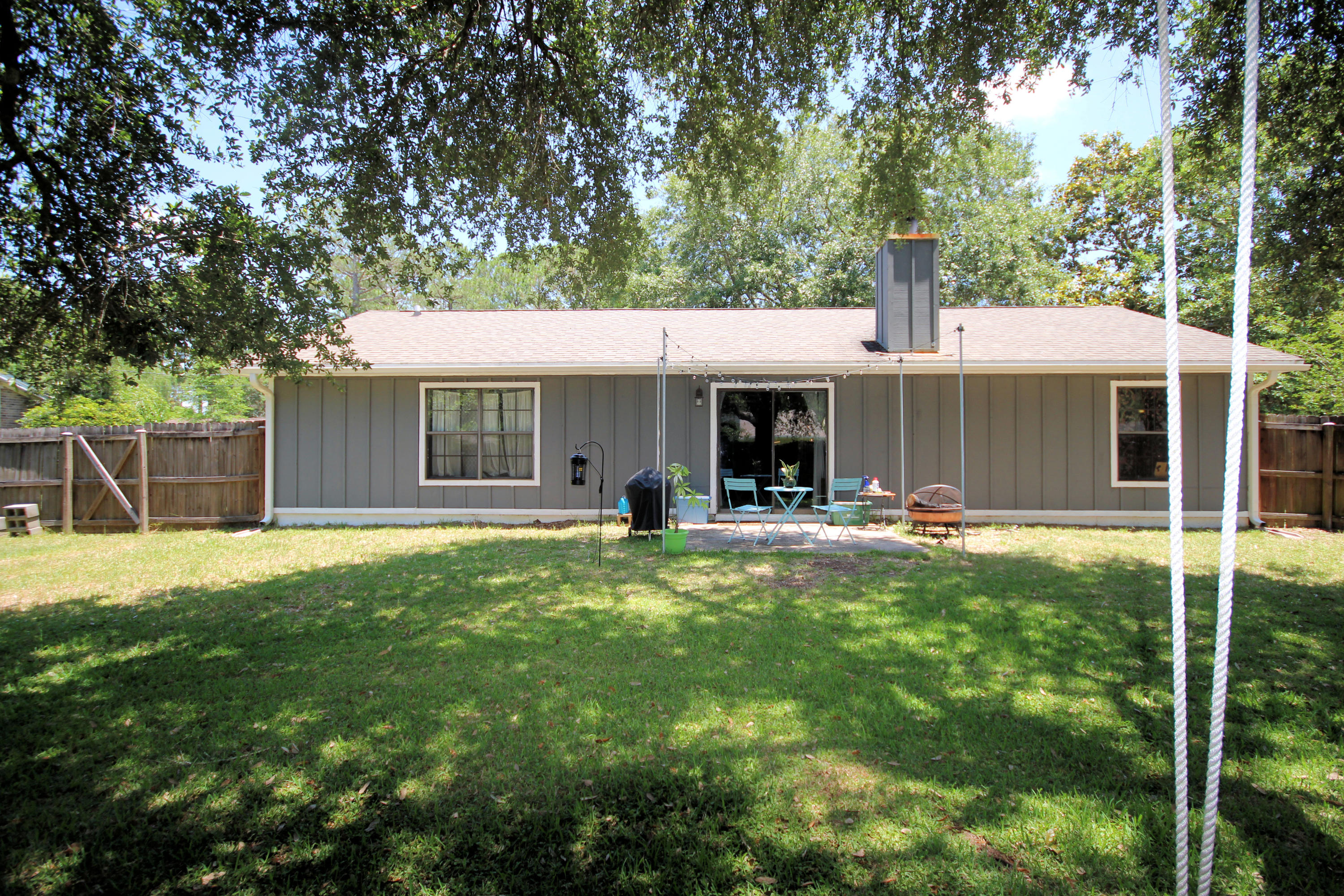 PINE MEADOWS 2ND ADDN - Residential