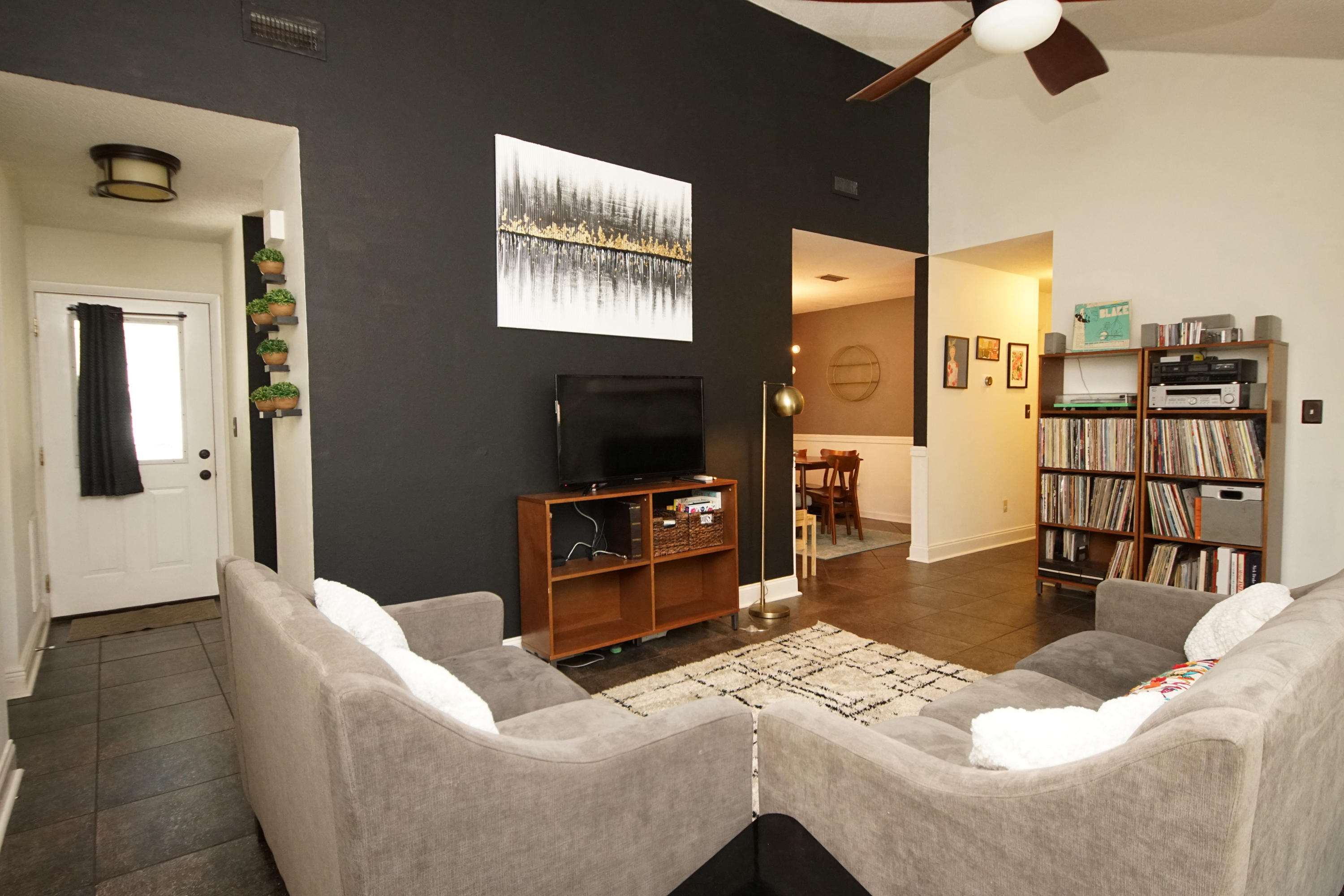 PINE MEADOWS 2ND ADDN - Residential