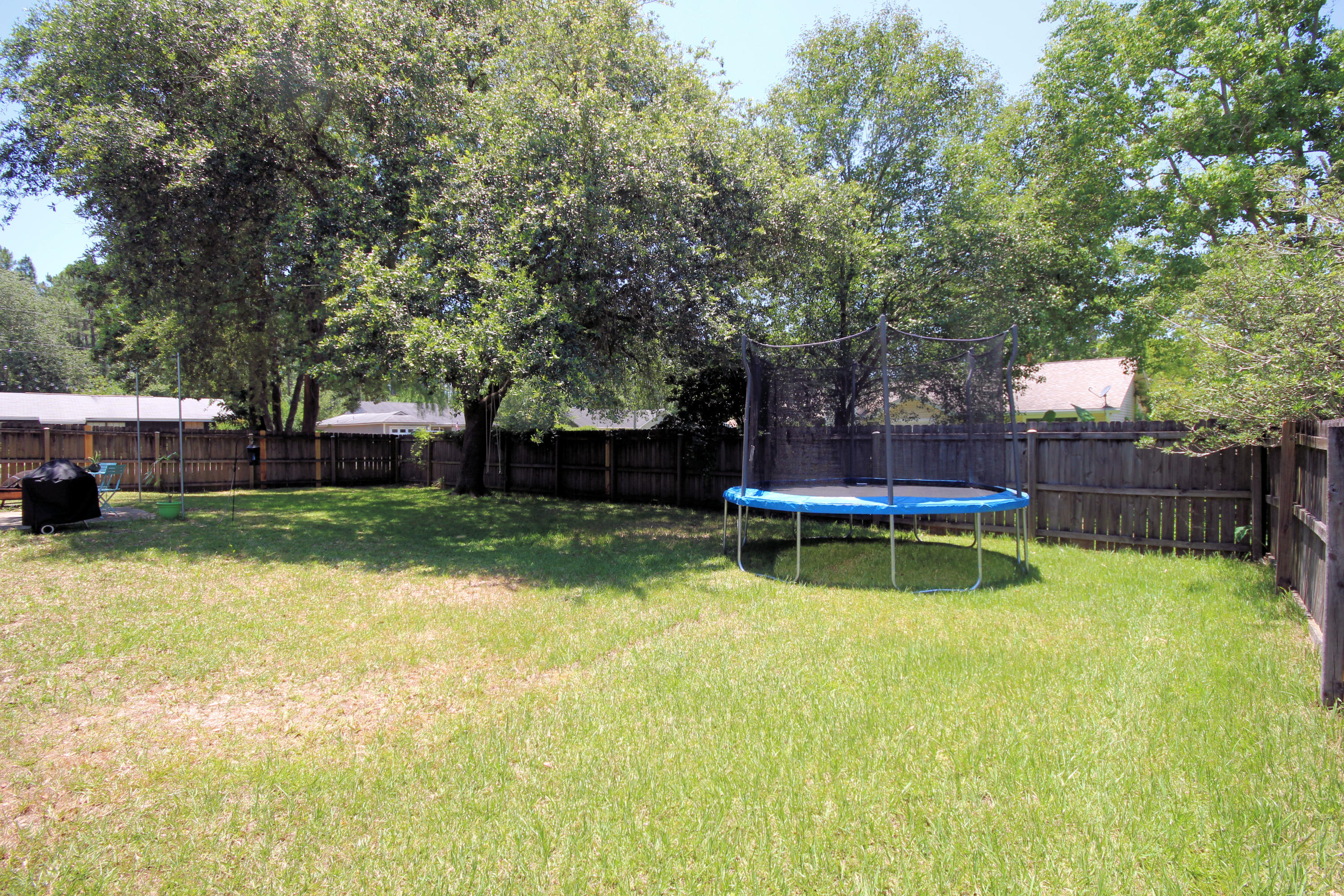 PINE MEADOWS 2ND ADDN - Residential