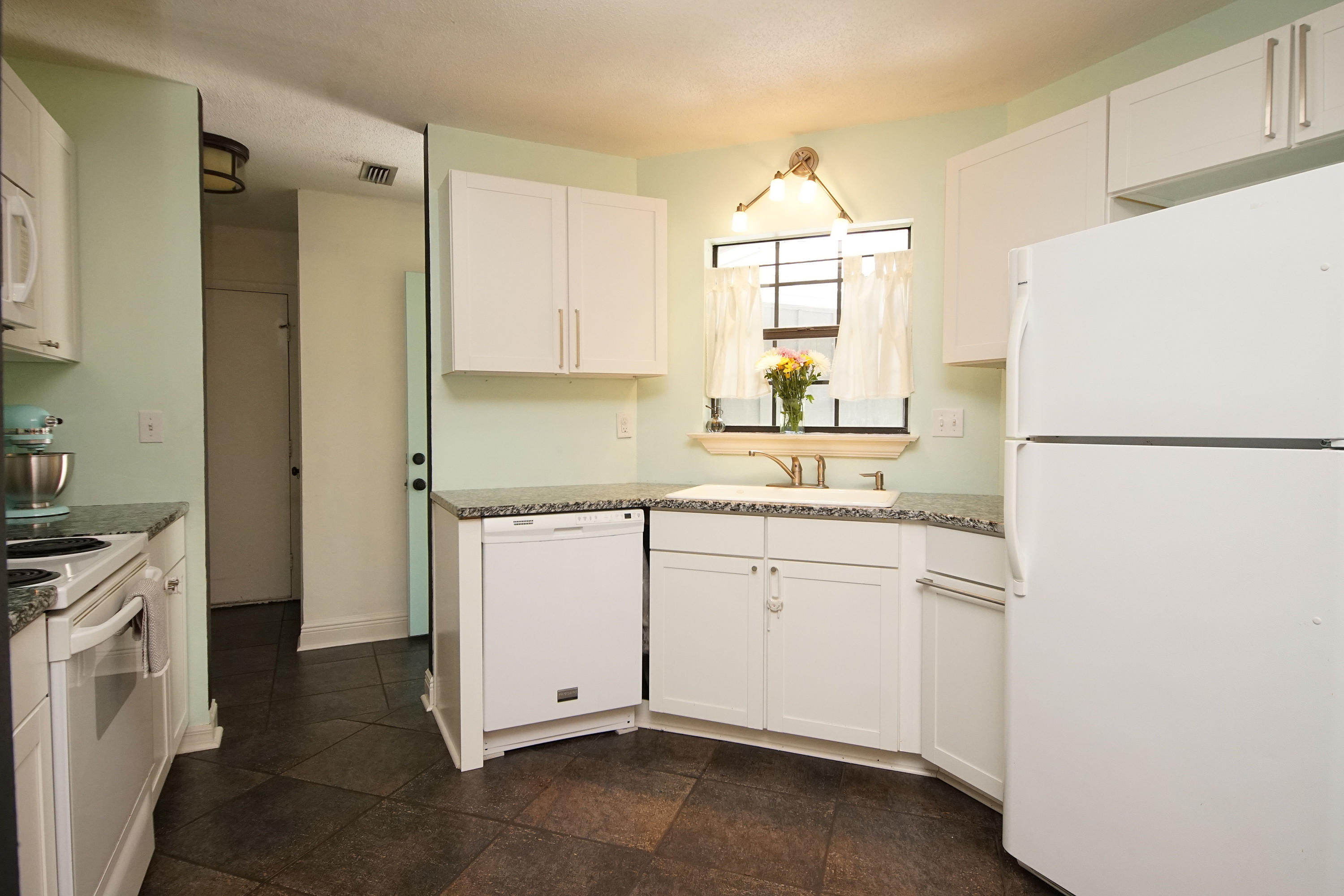 PINE MEADOWS 2ND ADDN - Residential