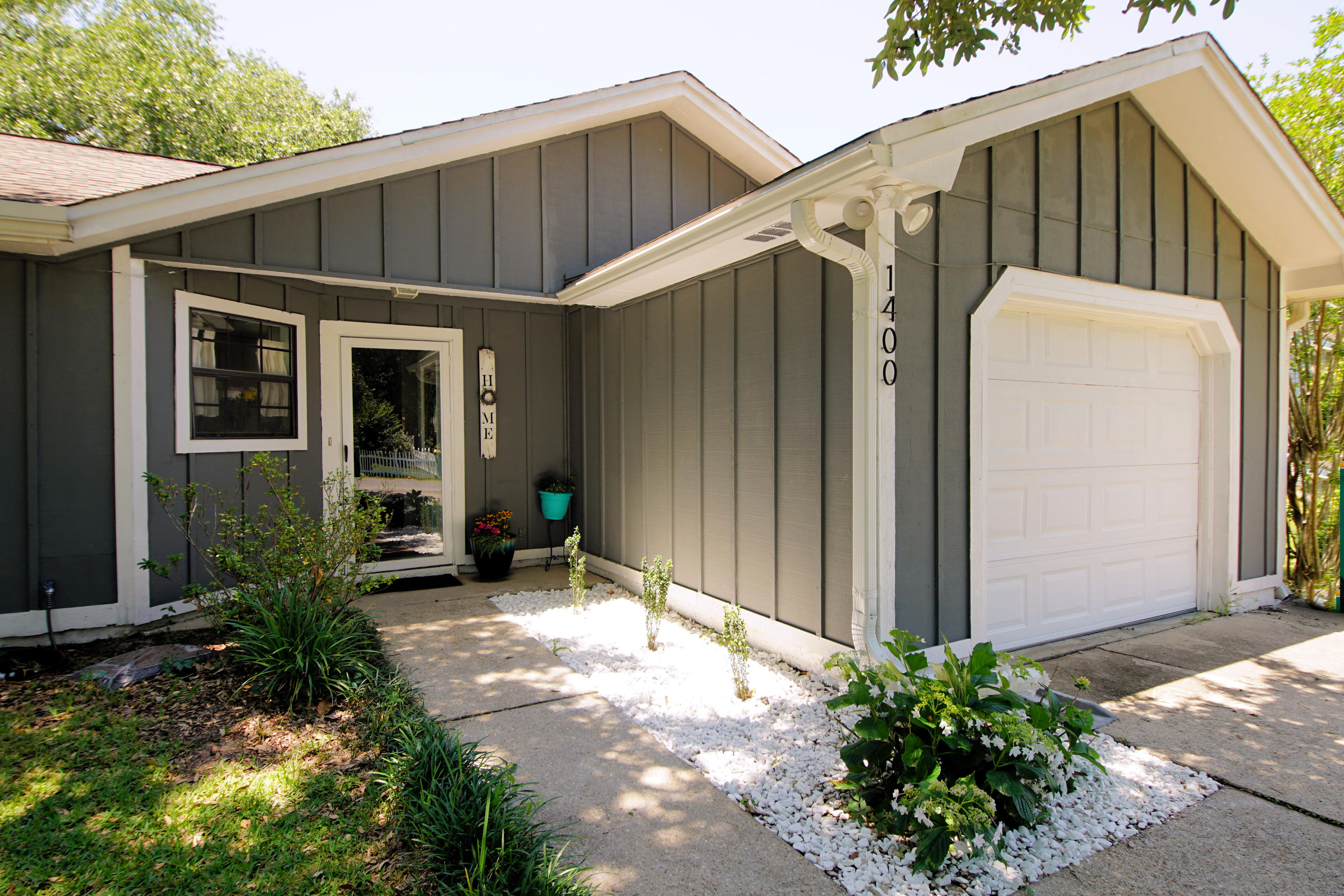 PINE MEADOWS 2ND ADDN - Residential