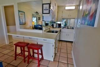 SUMMIT CONDOMINIUM, THE - Residential