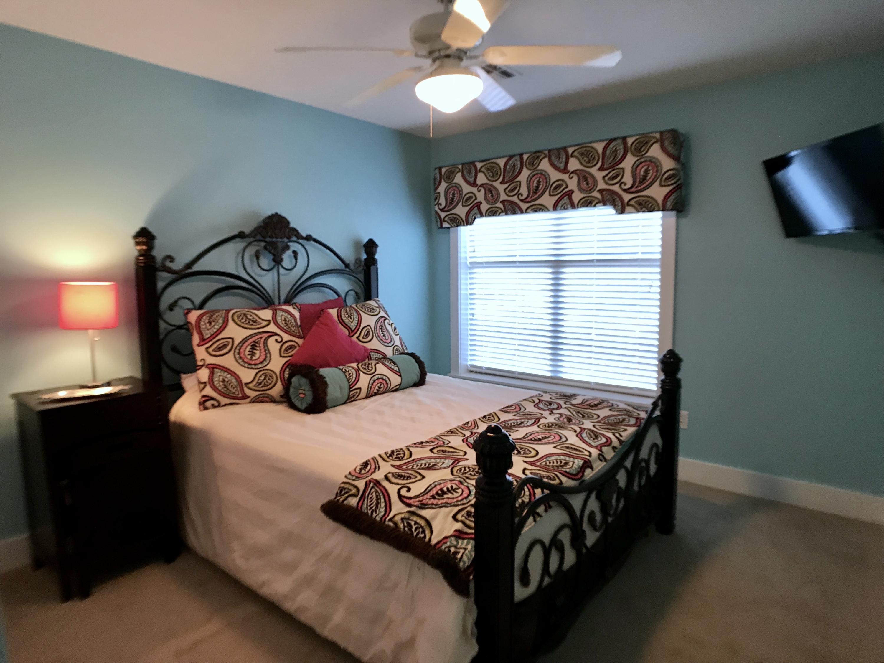 MAGNOLIA BAY - Residential