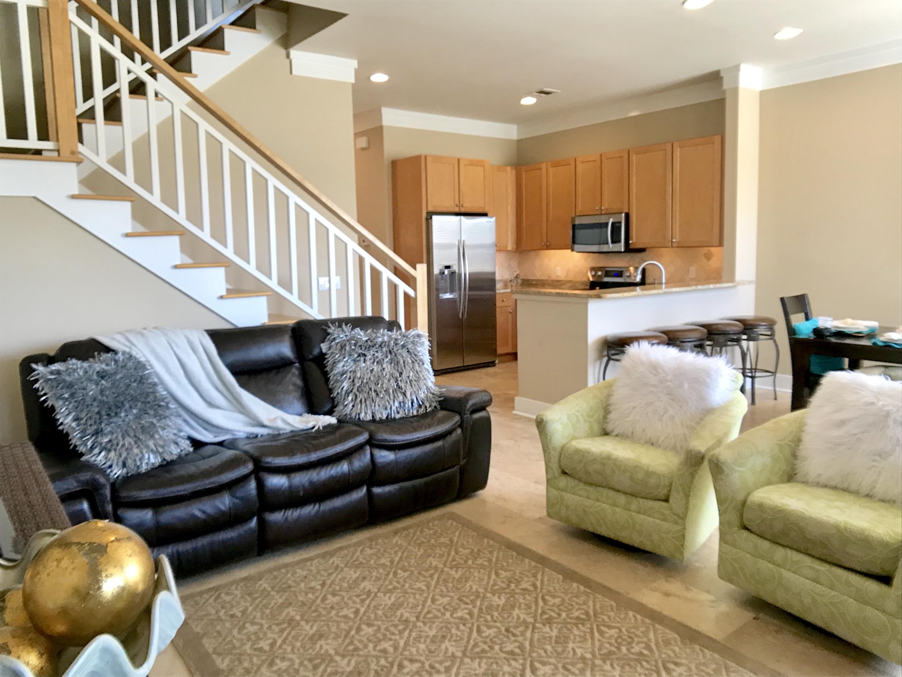 MAGNOLIA BAY - Residential