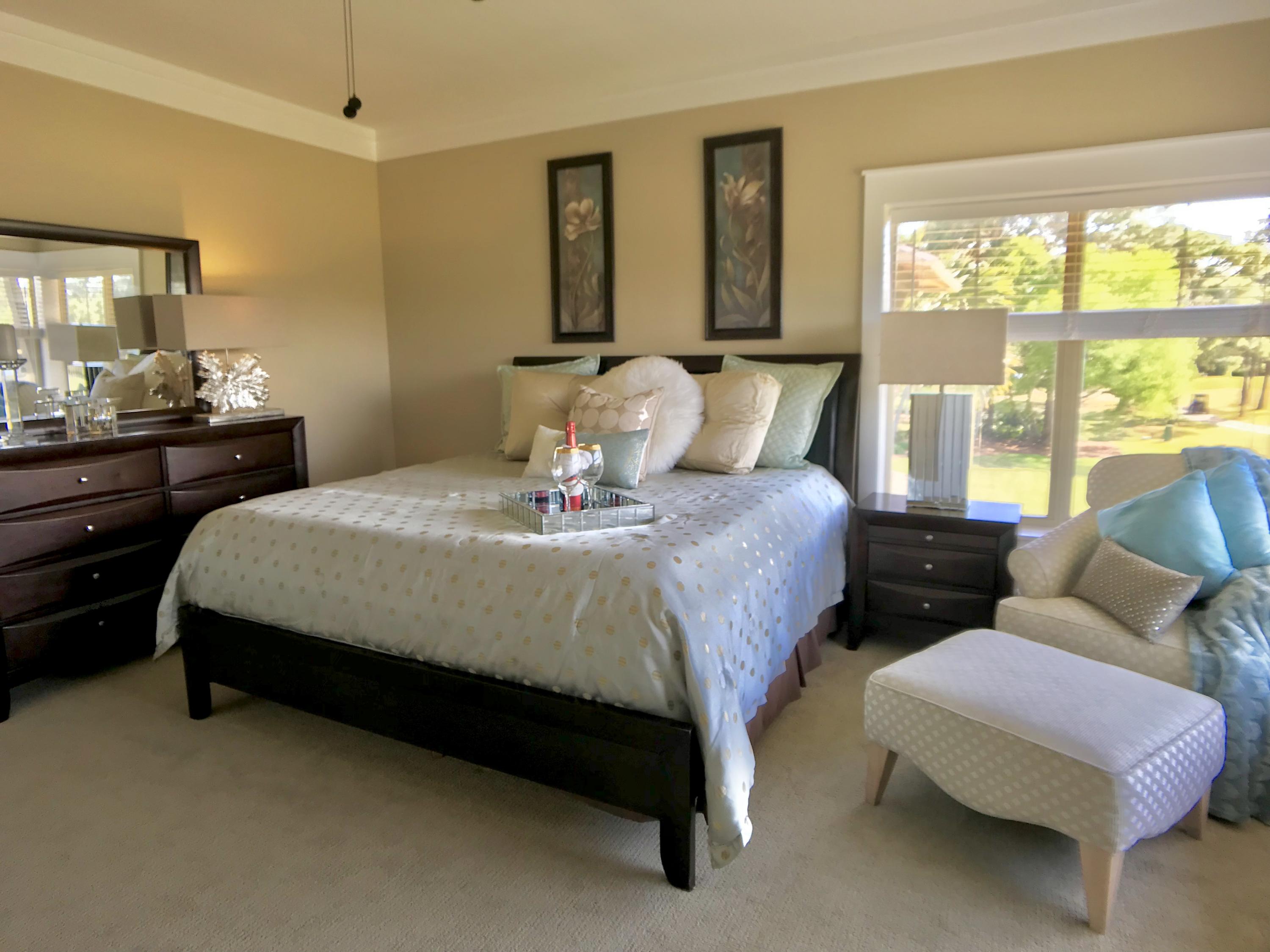 MAGNOLIA BAY - Residential