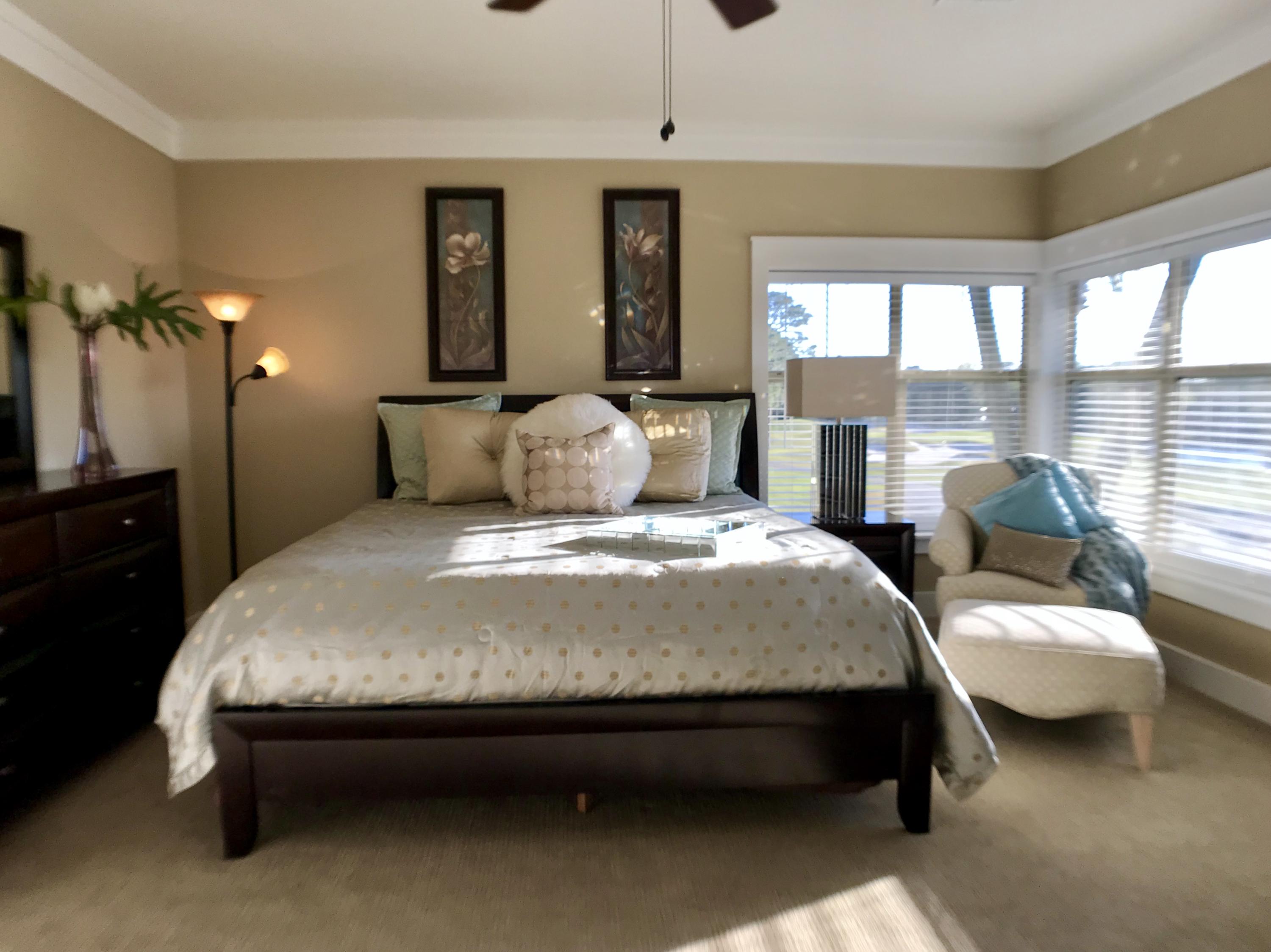 MAGNOLIA BAY - Residential