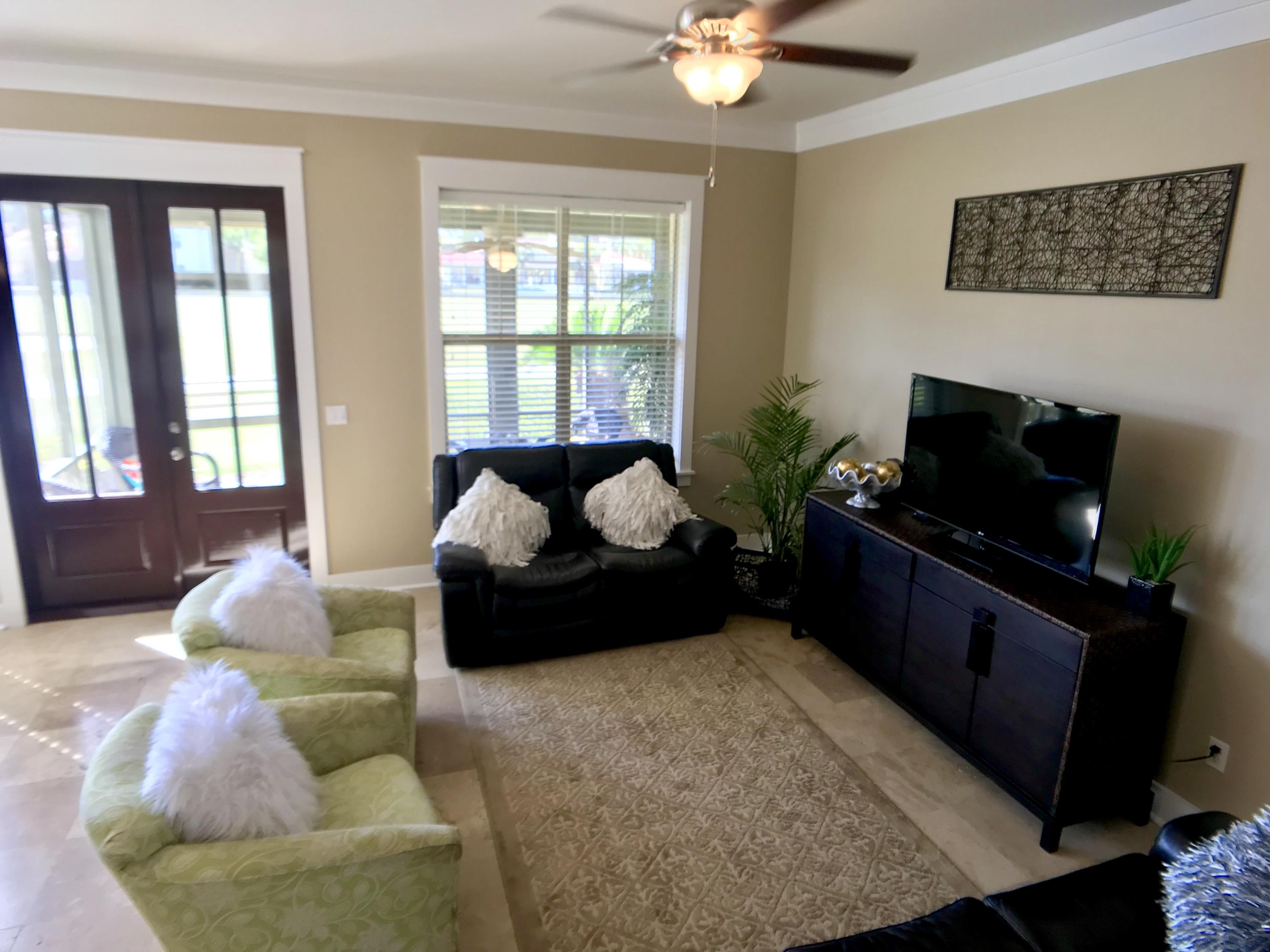 MAGNOLIA BAY - Residential