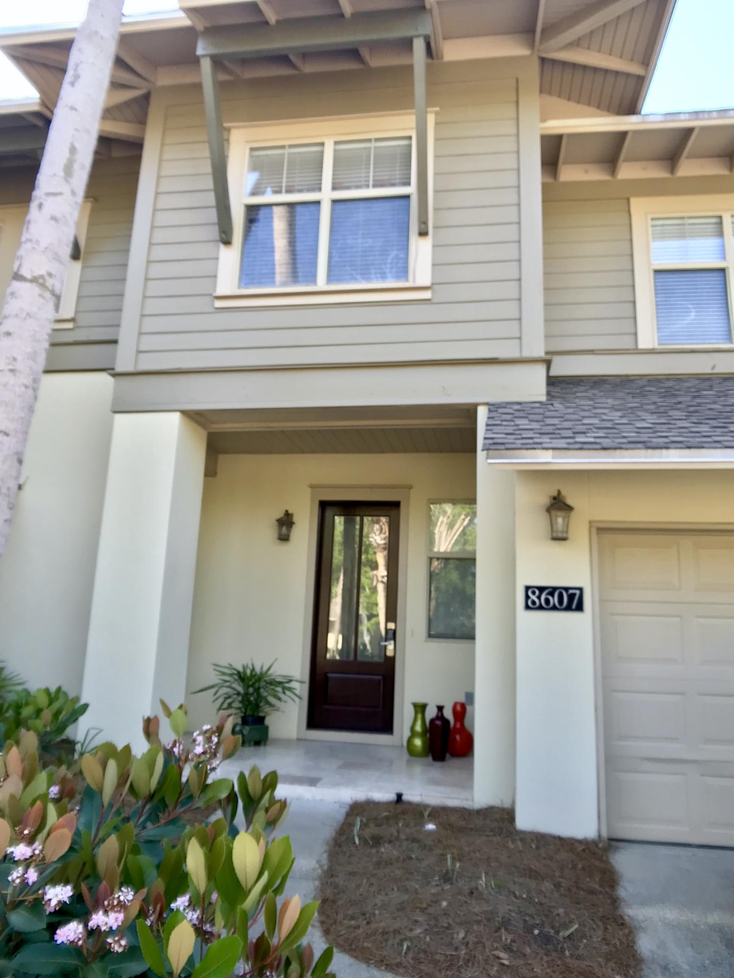 MAGNOLIA BAY - Residential