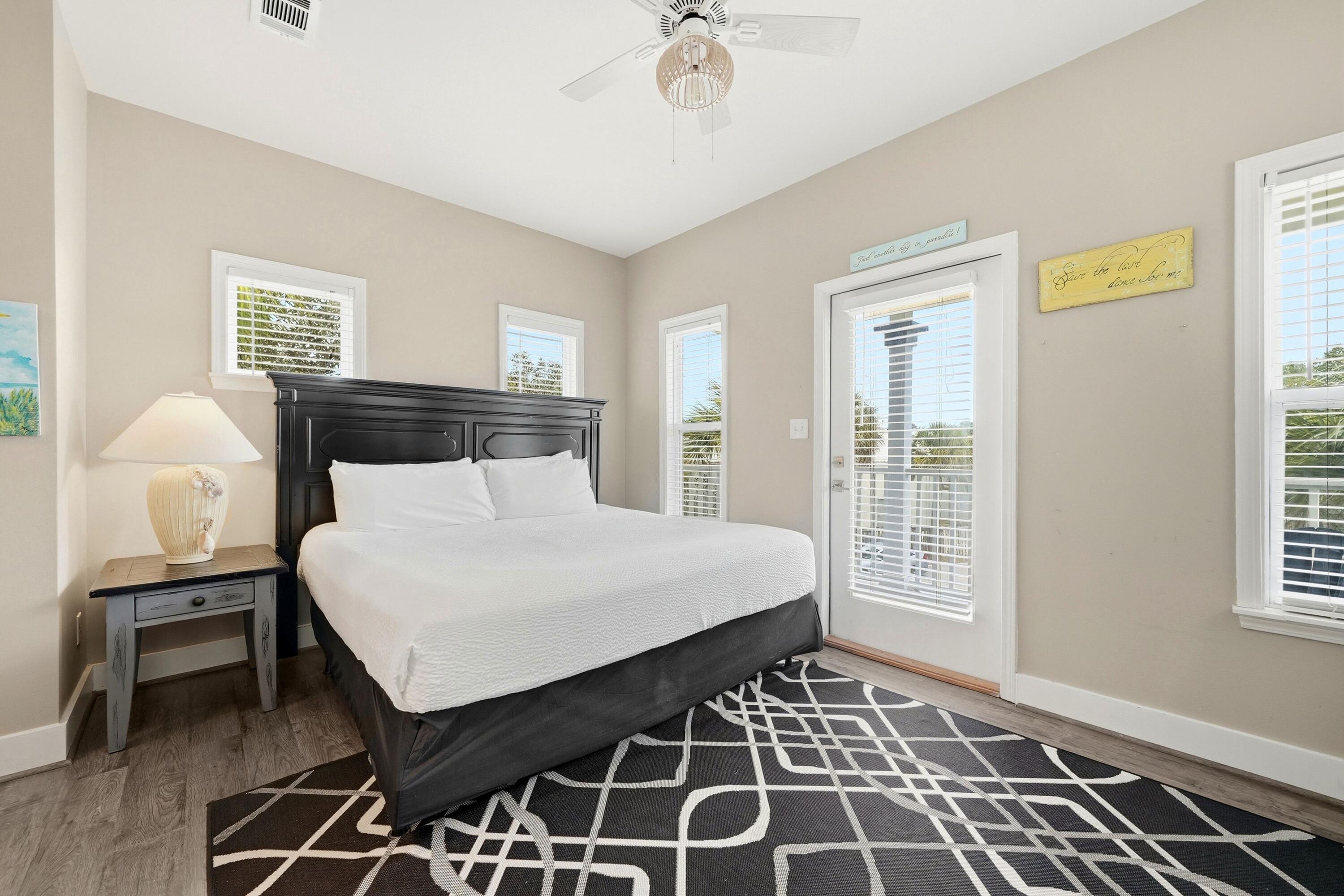 OLD FLORIDA COTTAGES - Residential