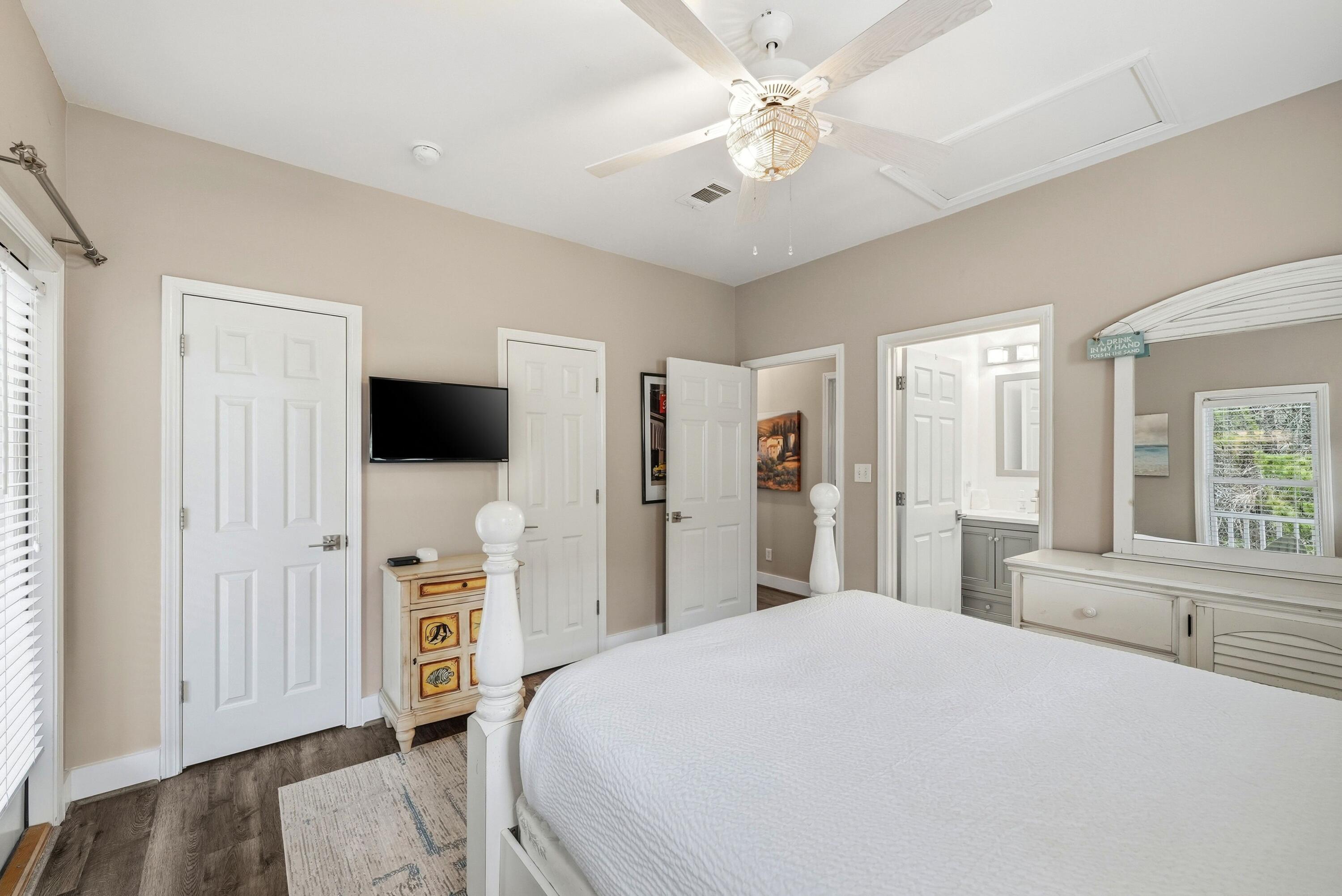 OLD FLORIDA COTTAGES - Residential