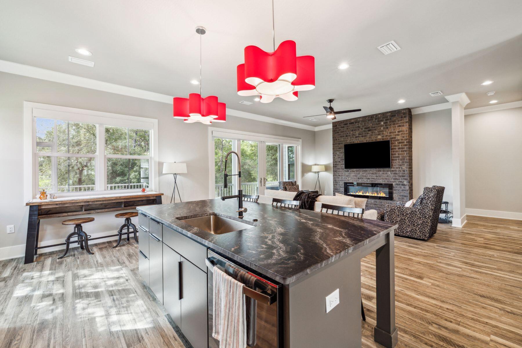 DEER MOSS CREEK - Residential