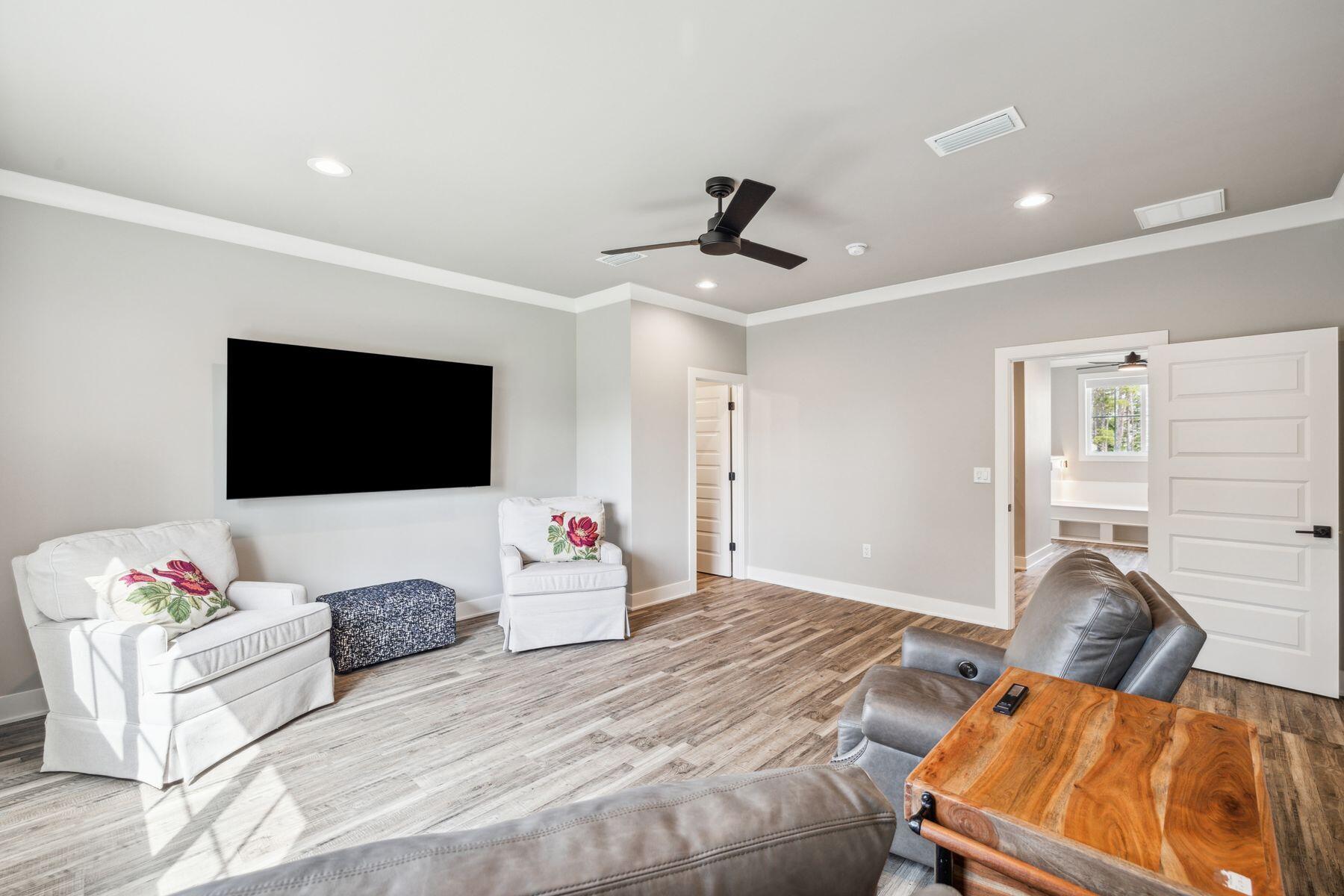 DEER MOSS CREEK - Residential