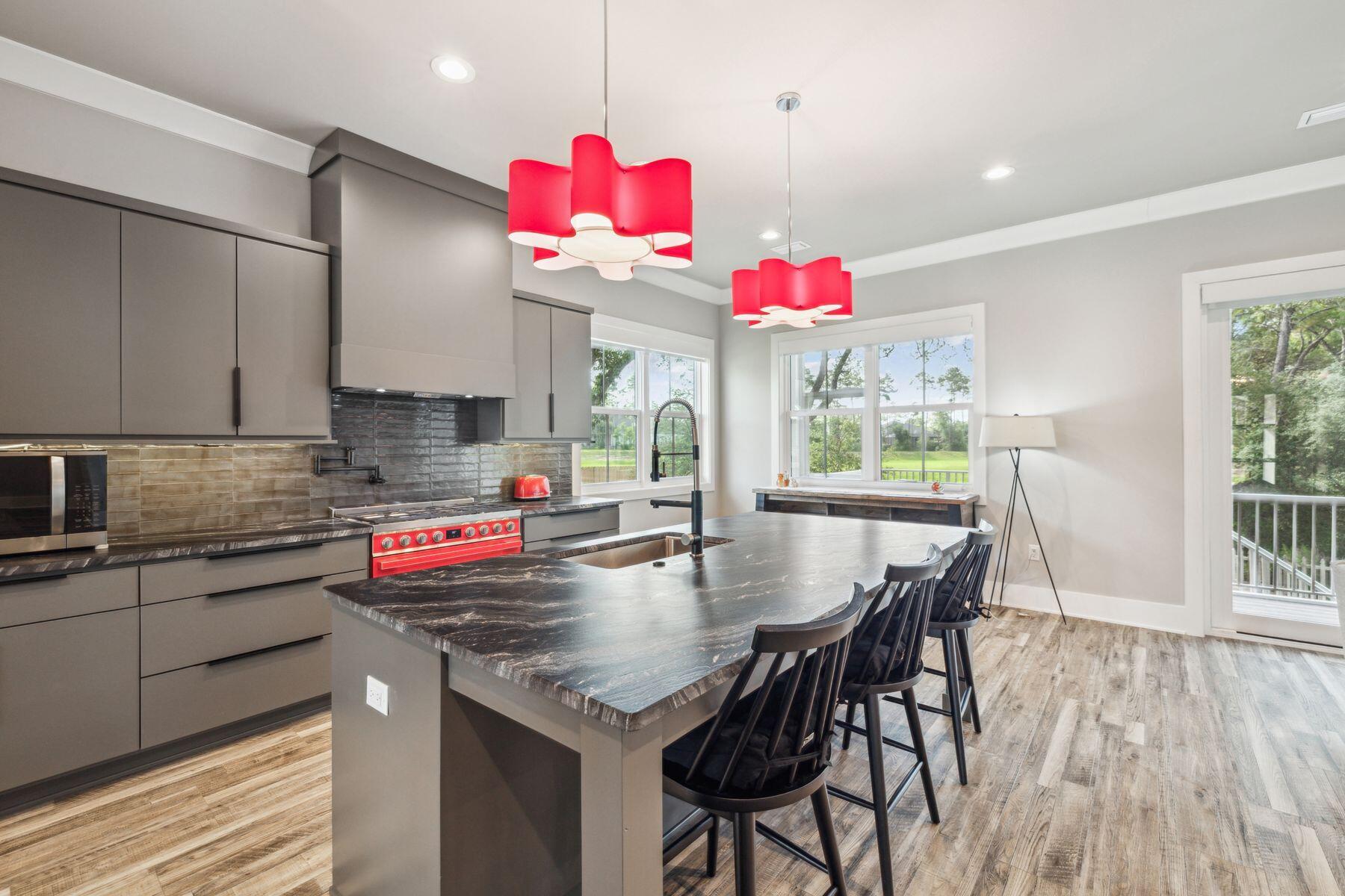 DEER MOSS CREEK - Residential