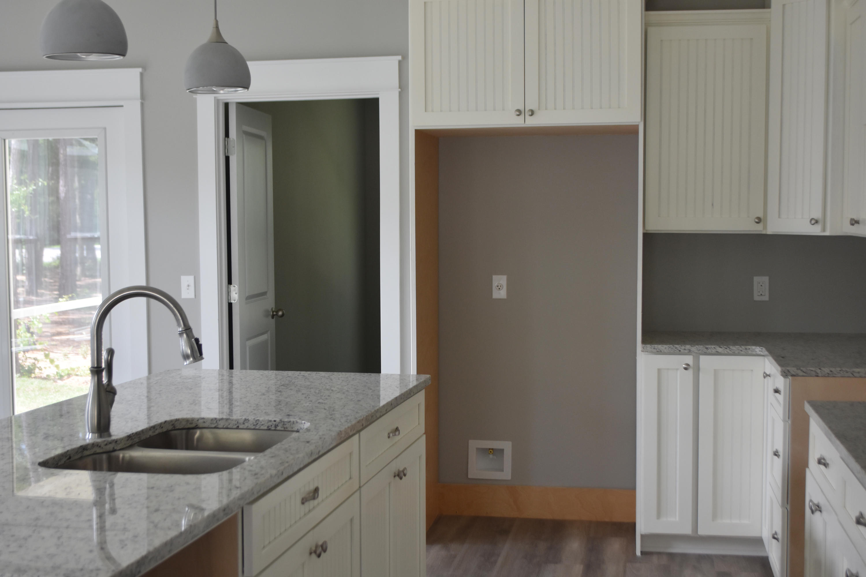 OAKFIELD ESTATES - Residential Lease