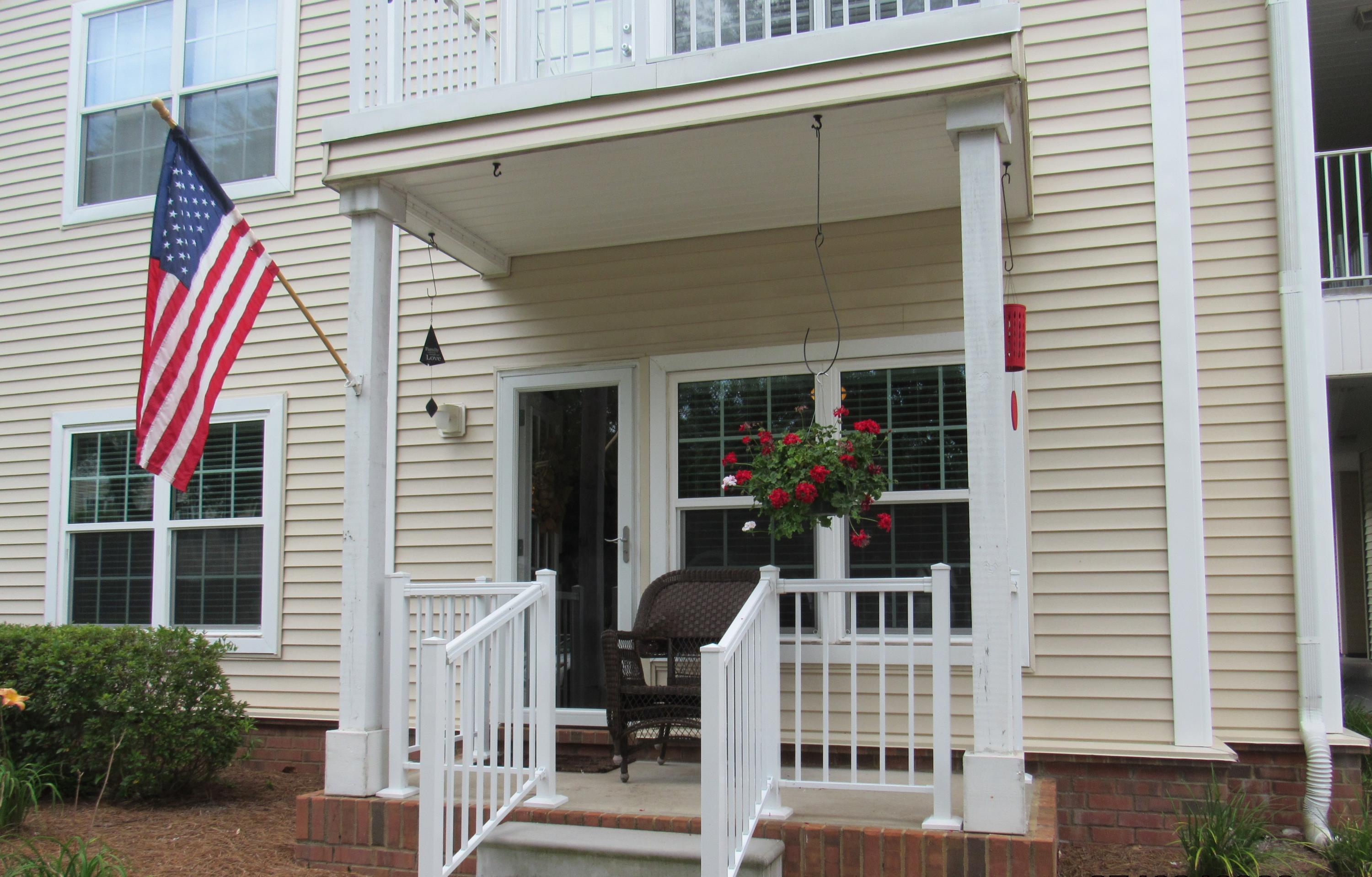 THE OAKS - Residential