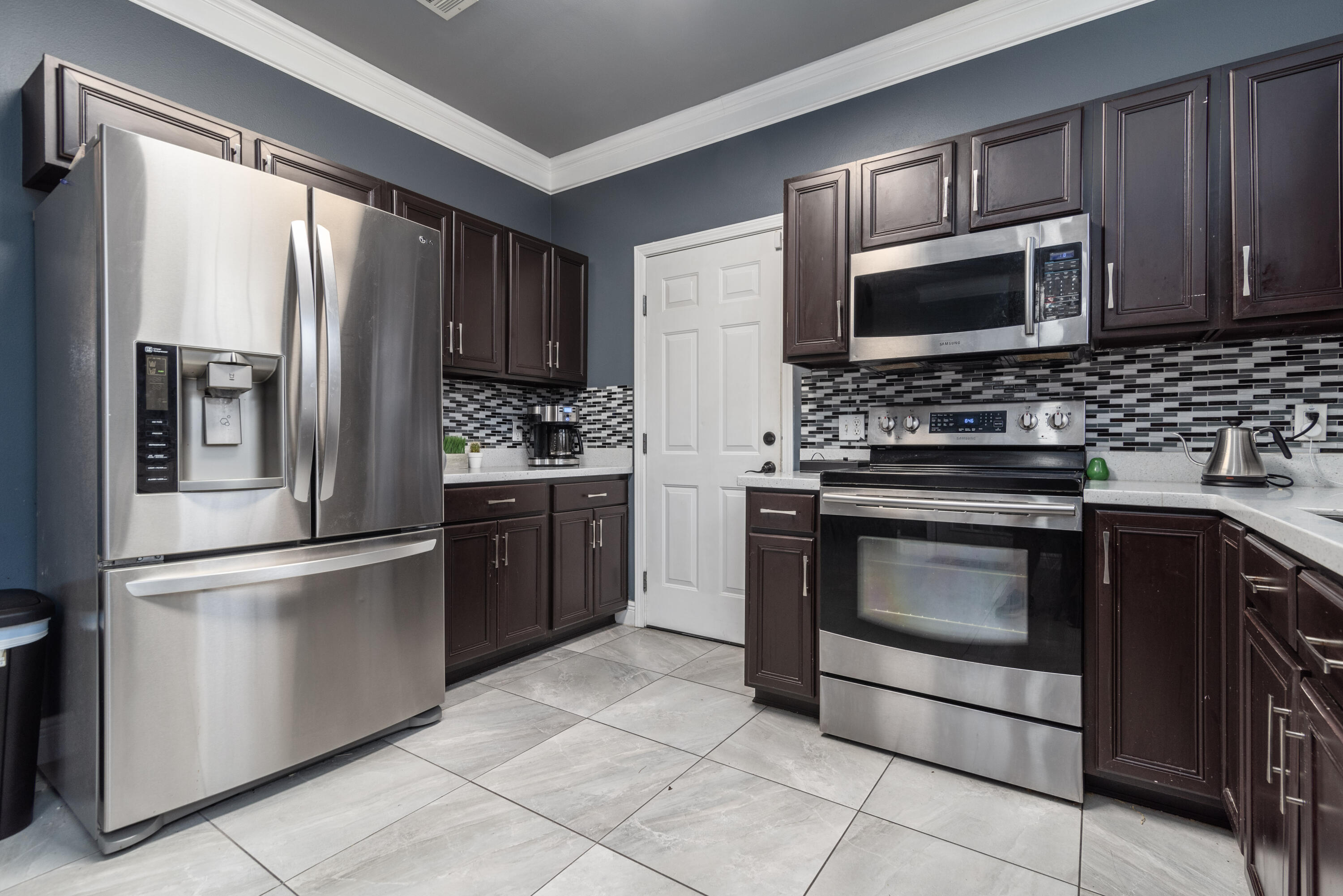 SANDY RIDGE ESTATES - Residential